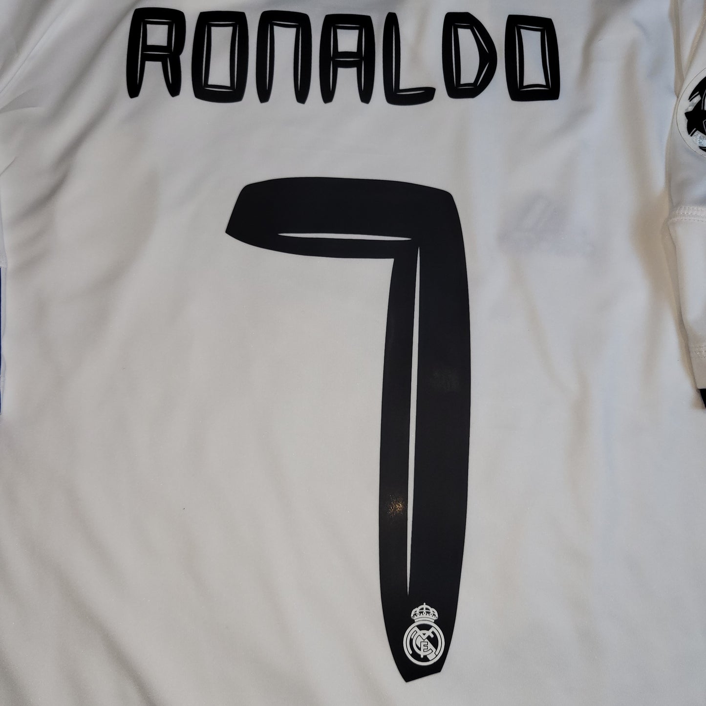Cristiano Ronaldo Real Madrid 2010 2011 Home Soccer Jersey Shirt L SKU# P96163
