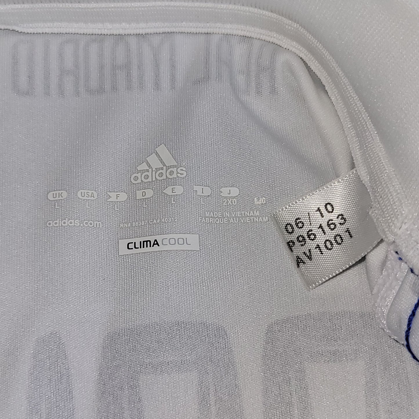 Cristiano Ronaldo Real Madrid 2010 2011 Home Soccer Jersey Shirt L SKU# P96163