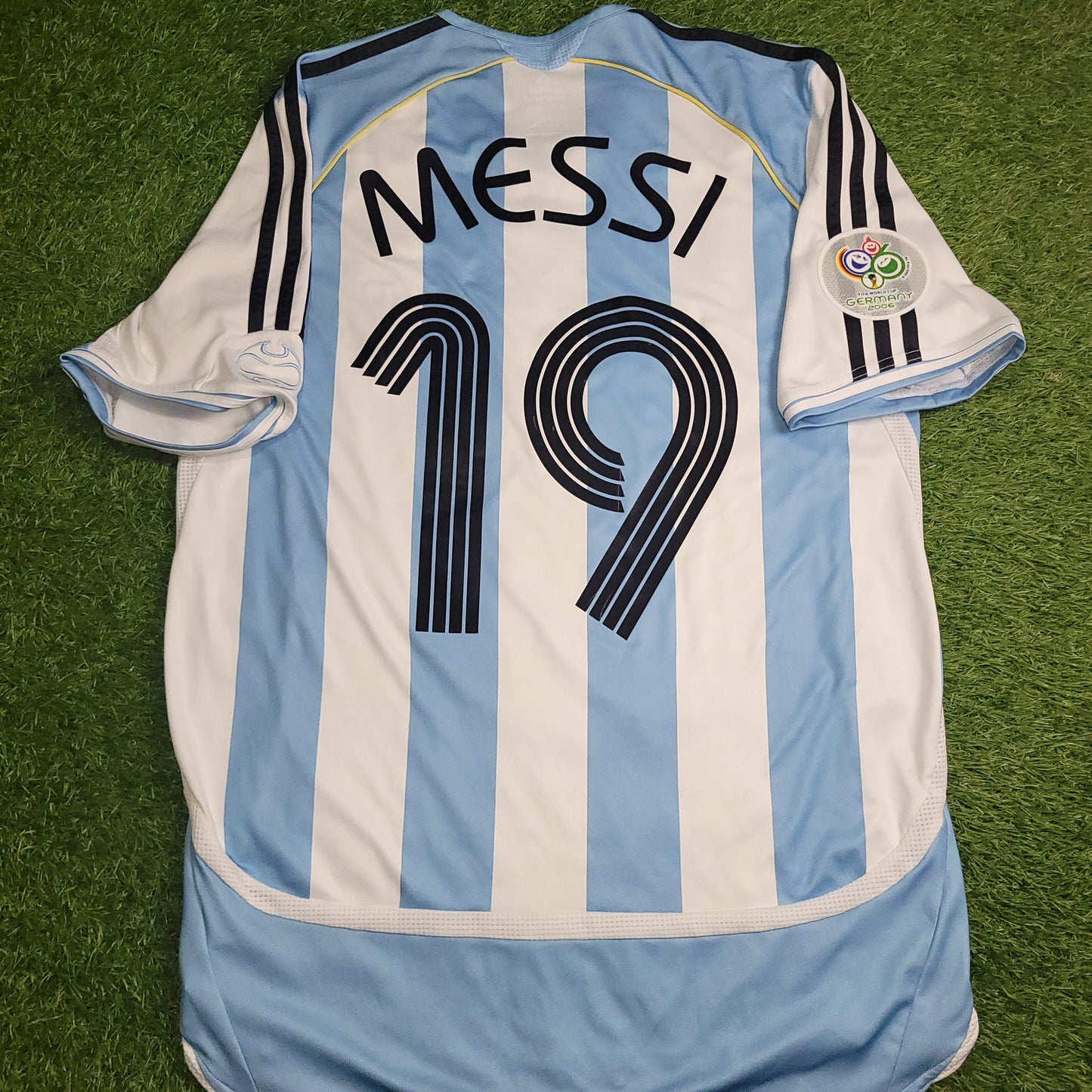 Messi Argentina 2006 WORLD CUP Home Soccer Jersey Shirt M SKU# 739802 AZB001