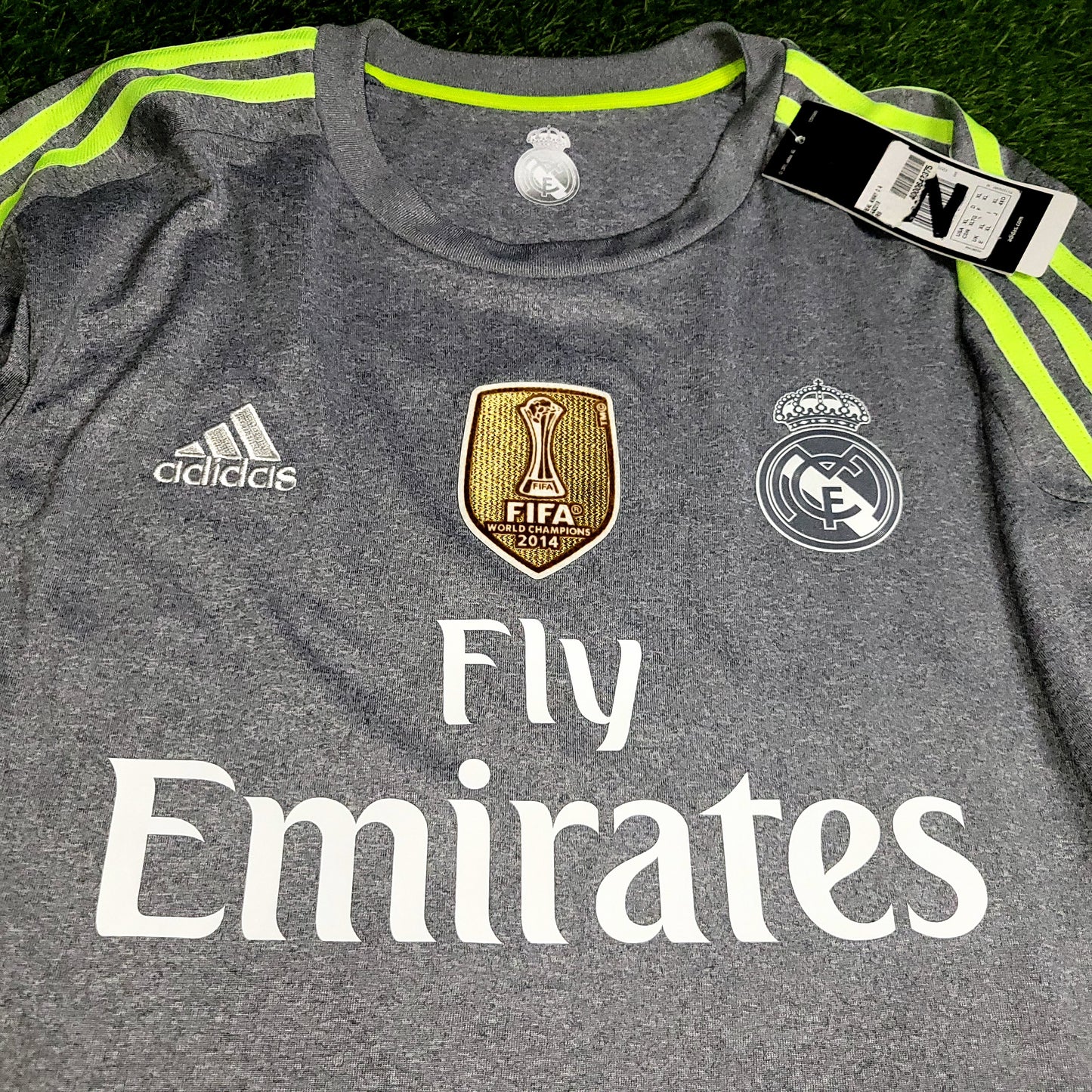 Cristiano Ronaldo Real Madrid 2015 2016 Away Soccer Jersey Shirt BNWT XL SKU# AA2219