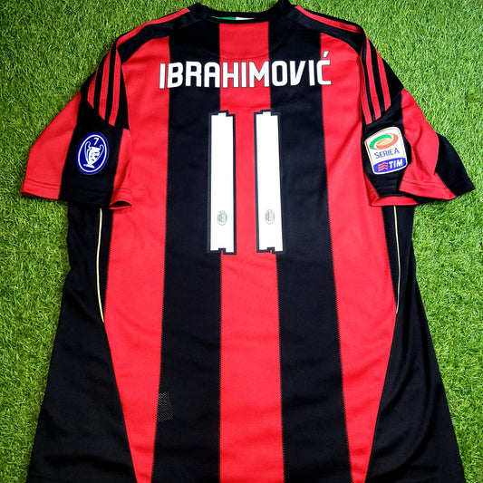 Ibrahimovic AC Milan 2010 2011 Soccer Jersey Shirt L SKU# P96288
