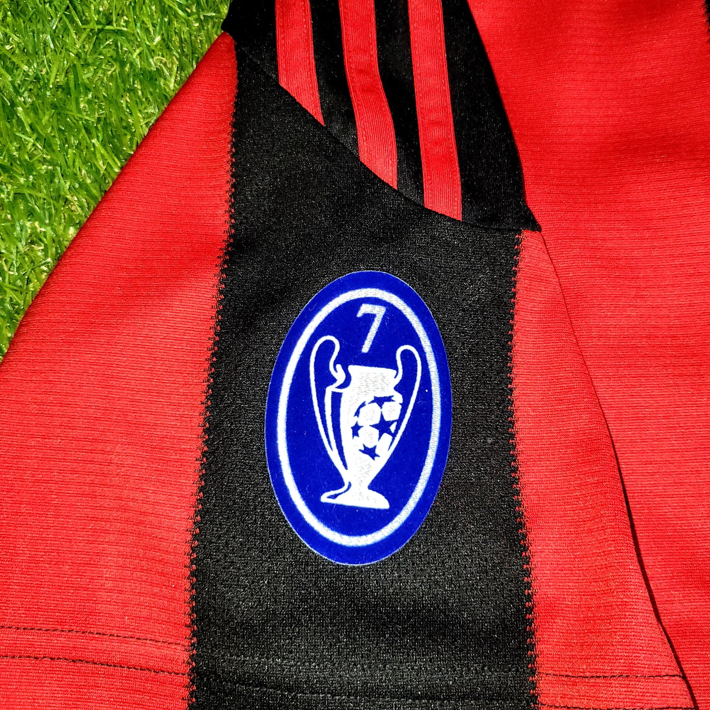 Ibrahimovic AC Milan 2010 2011 Soccer Jersey Shirt L SKU# P96288