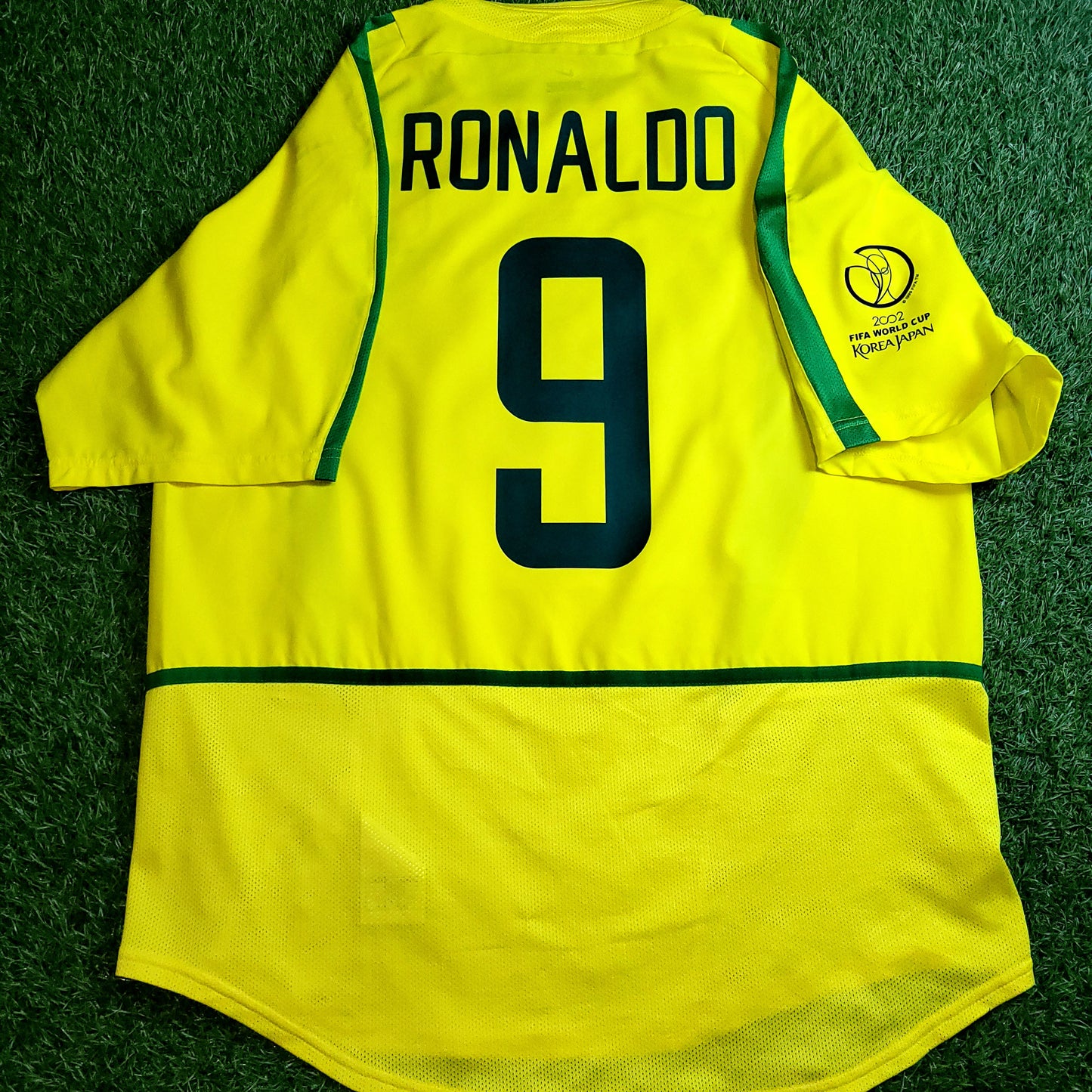 Ronaldo Brazil 2002 WORLD CUP Soccer Home Jersey Shirt L SKU# 182265