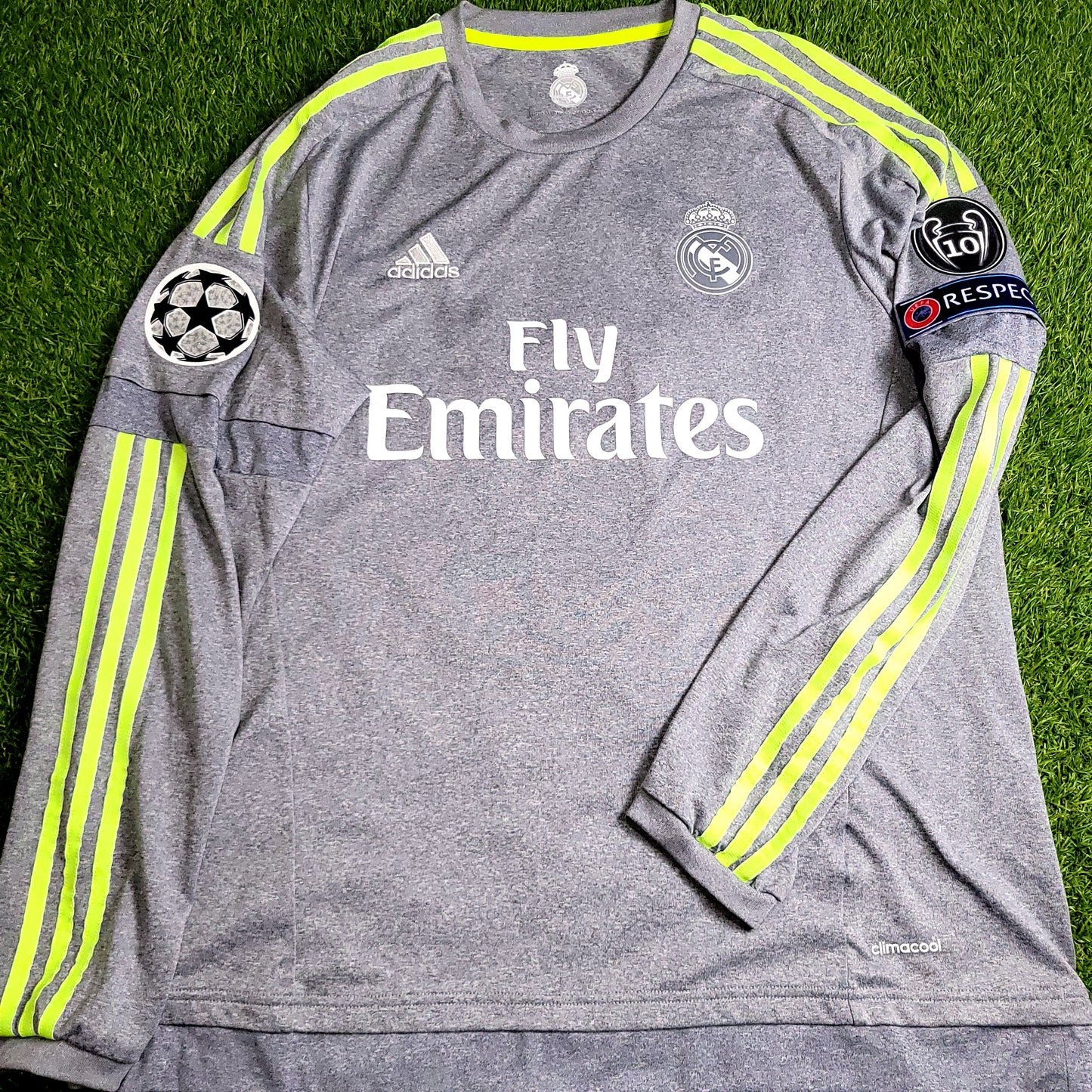 Cristiano Ronaldo Real Madrid 2015 2016 Away Long Sleeve Soccer Jersey Shirt L SKU# S12686
