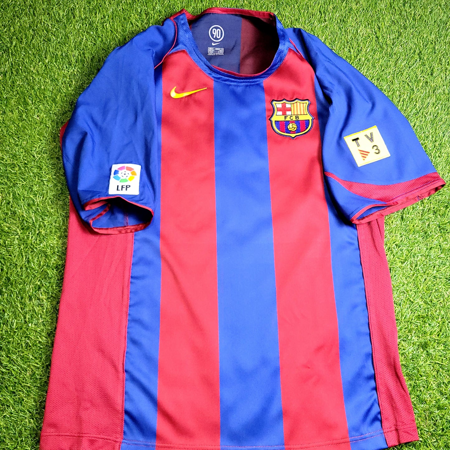 Messi Barcelona DEBUT SEASON 2004 2005 Home Soccer Jersey Shirt M SKU# 118861