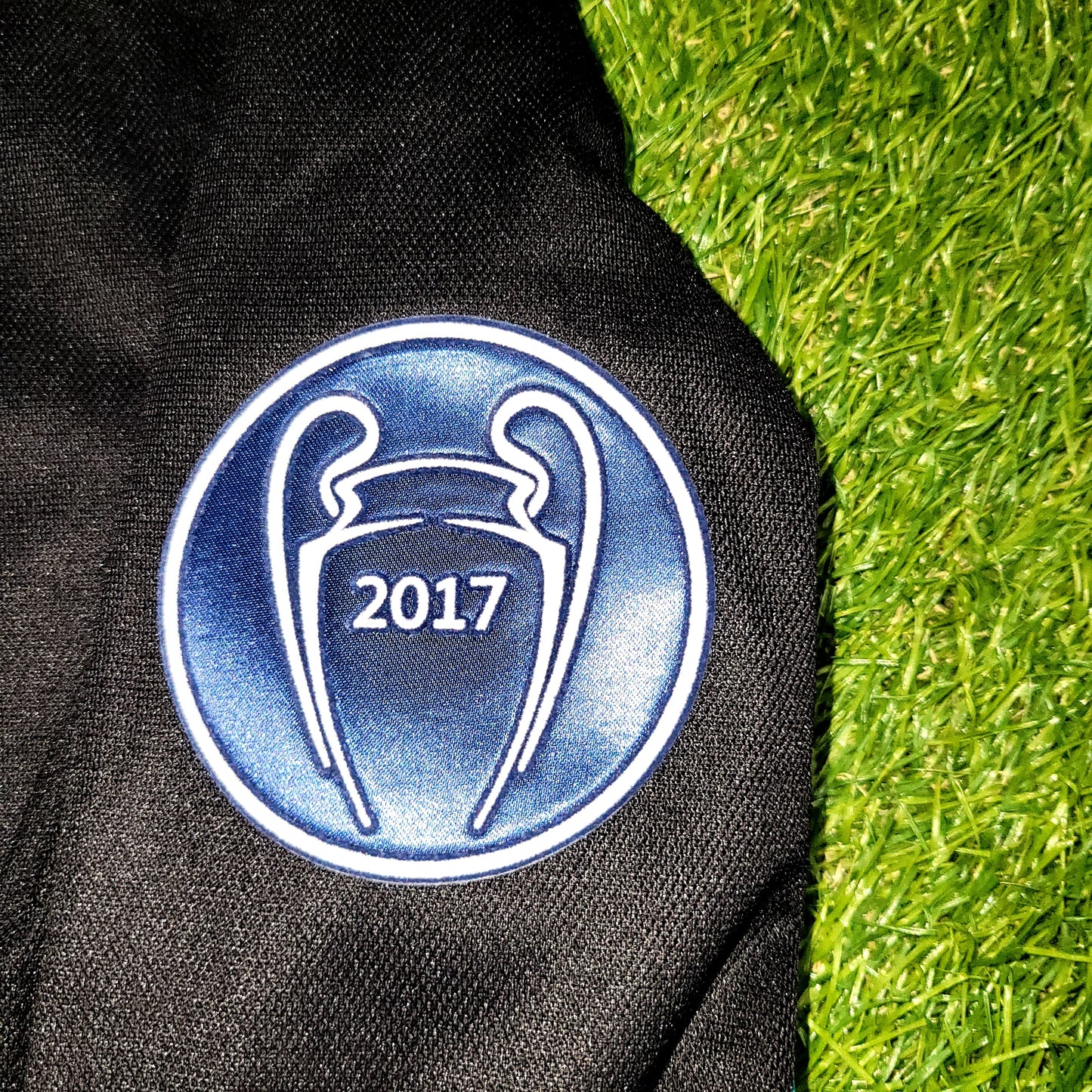 Cristiano Ronaldo Real Madrid 2017 2018 UEFA Long Sleeve Away Soccer Jersey Shirt M SKU# B31088
