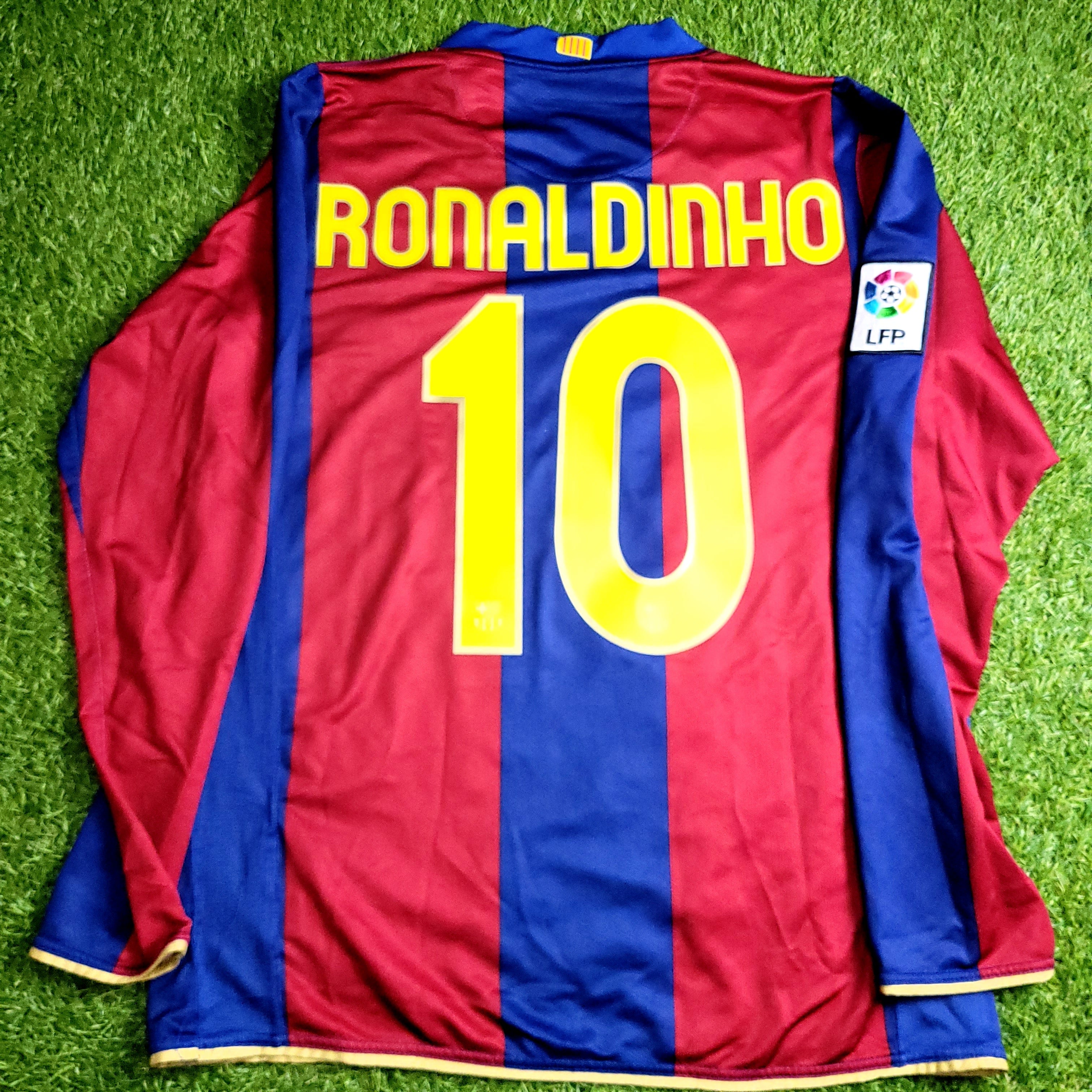 Ronaldinho Barcelona Anniversary 2007 2008 Long Sleeve Soccer Jersey M ronaldinho-barcelona-anniversary-2007-2008-long-sleeve-soccer-jersey-m