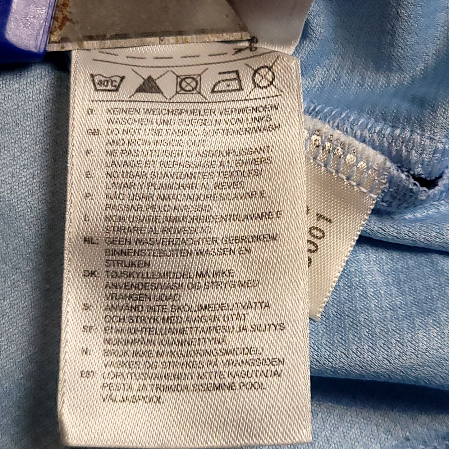 Casillas Real Madrid GK 2008 2009 Soccer Jersey XL SKU# 697795