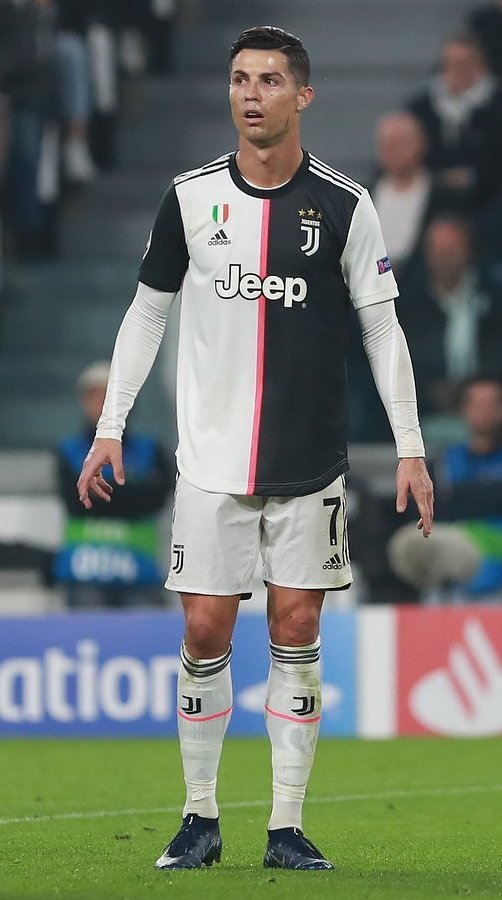 Cristiano Ronaldo Juventus 2019 2020 UEFA PLAYER ISSUE Soccer Jersey M SKU# DW5456