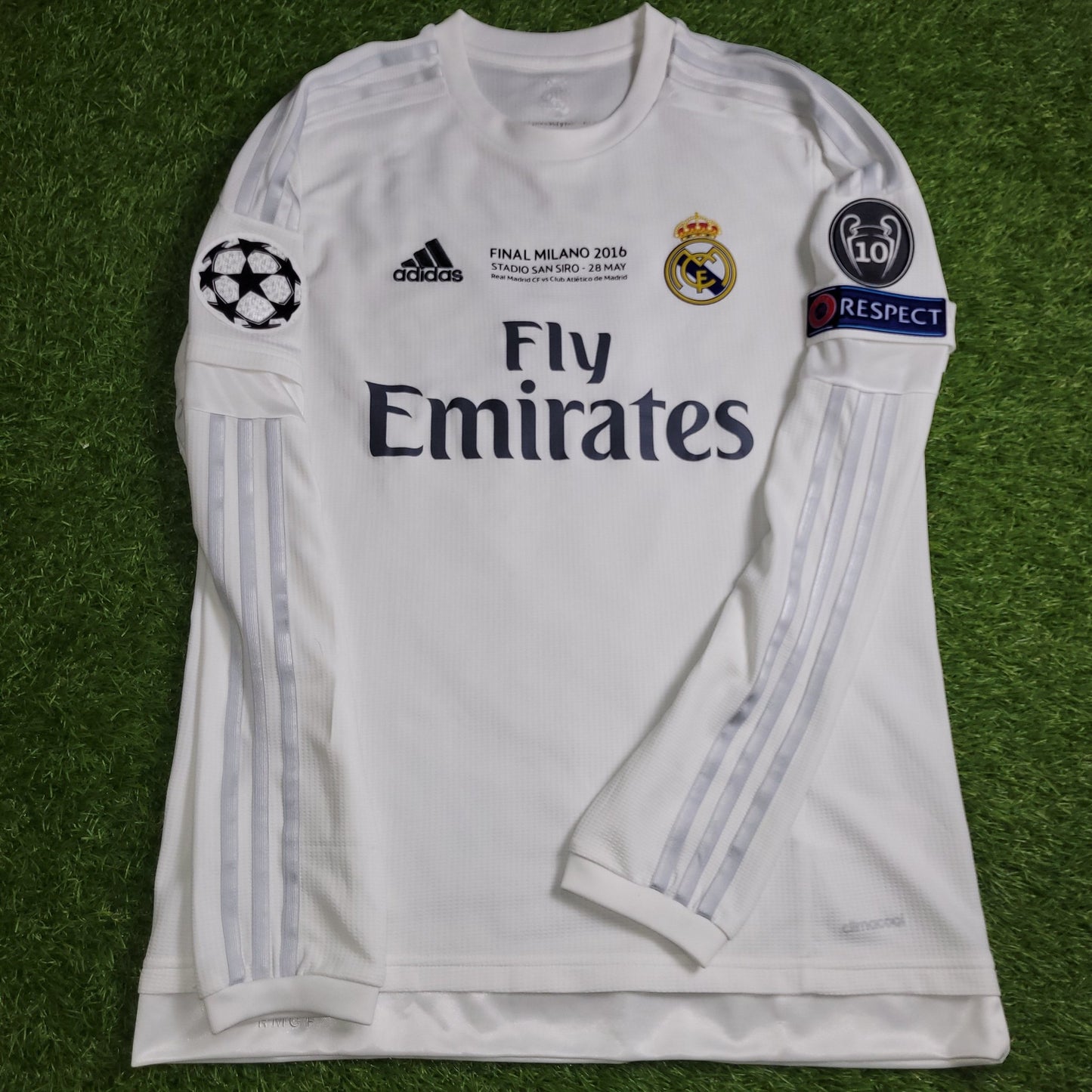 Cristiano Ronaldo Real Madrid 2015 2016 Long Sleeve UEFA FINAL Soccer Jersey Shirt M SKU S12653 Adidas