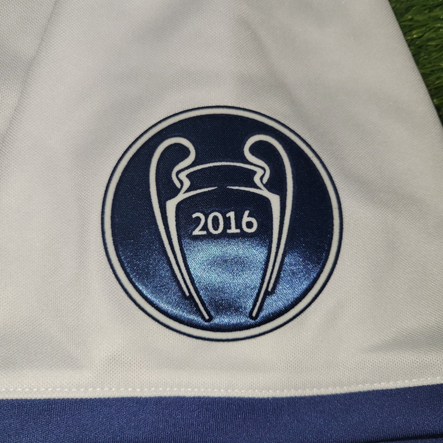 Cristiano Ronaldo Real Madrid 2016 2017 UEFA Home Soccer Jersey Shirt L SKU S94992 Adidas