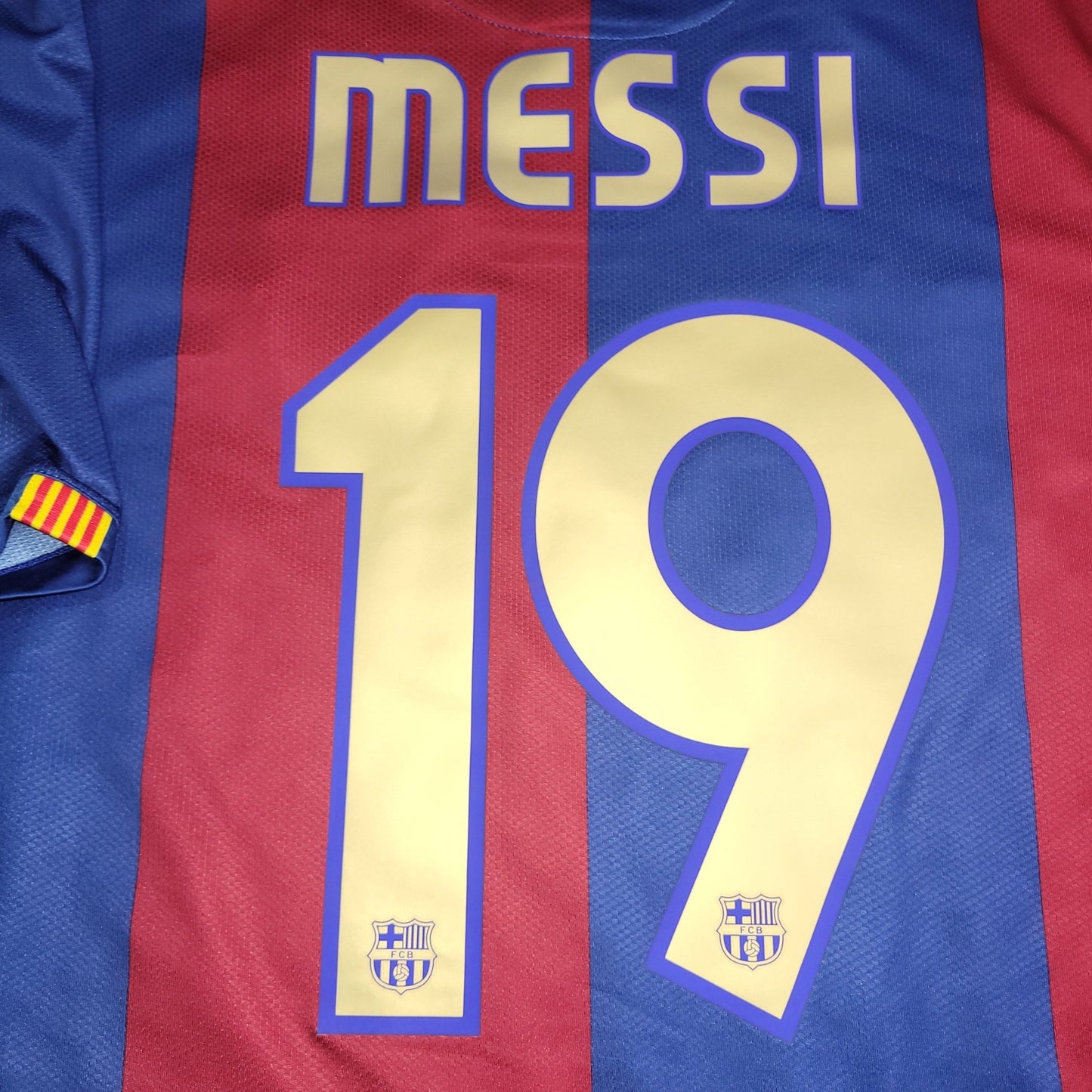 Messi Barcelona 2006 2007 Home Soccer Jersey Shirt L SKU F6AOM 146980 Nike