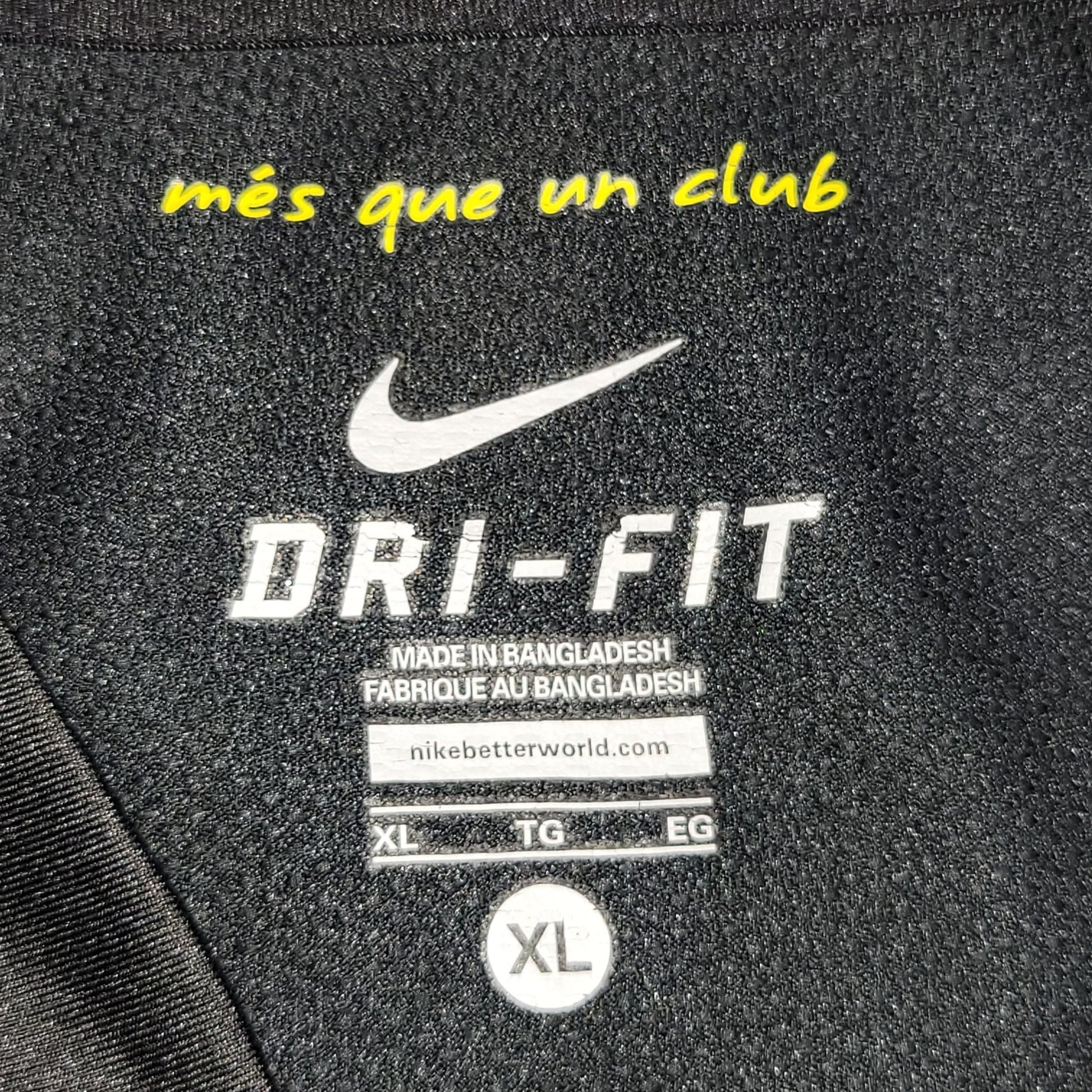 Messi Barcelona 2011 2012 Away Soccer Jersey Shirt XL SKU 419880 - 010 Nike