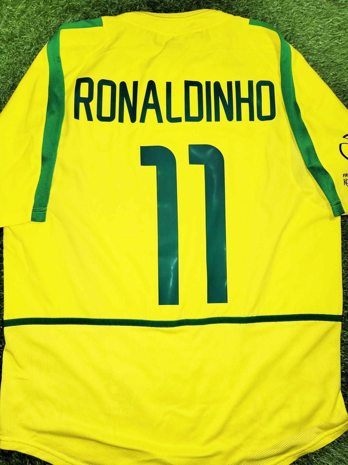 Ronaldinho Brazil 2002 WORLD CUP Soccer Home Jersey Shirt M SKU# 113382 Nike