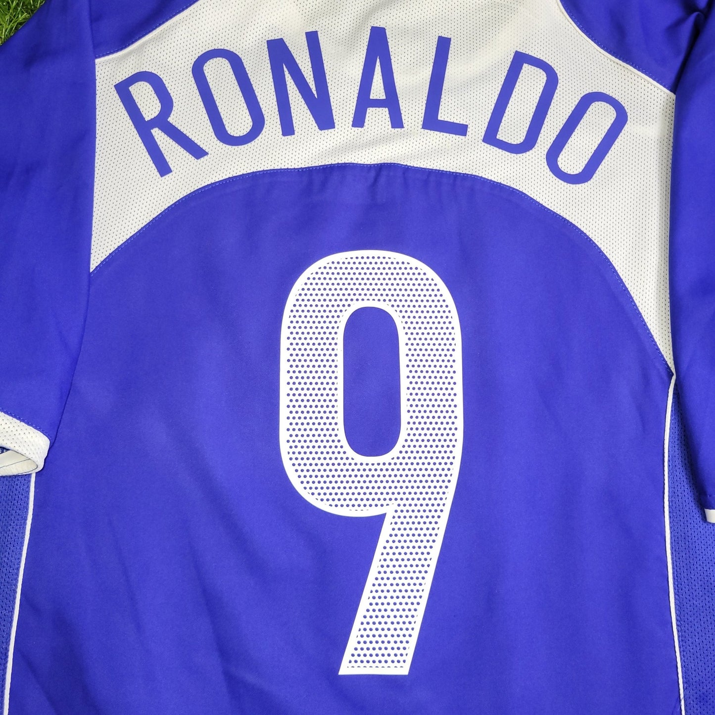 Ronaldo Nike Brazil 2004 Away Soccer Jersey Shirt XL SKU# 116601 Nike
