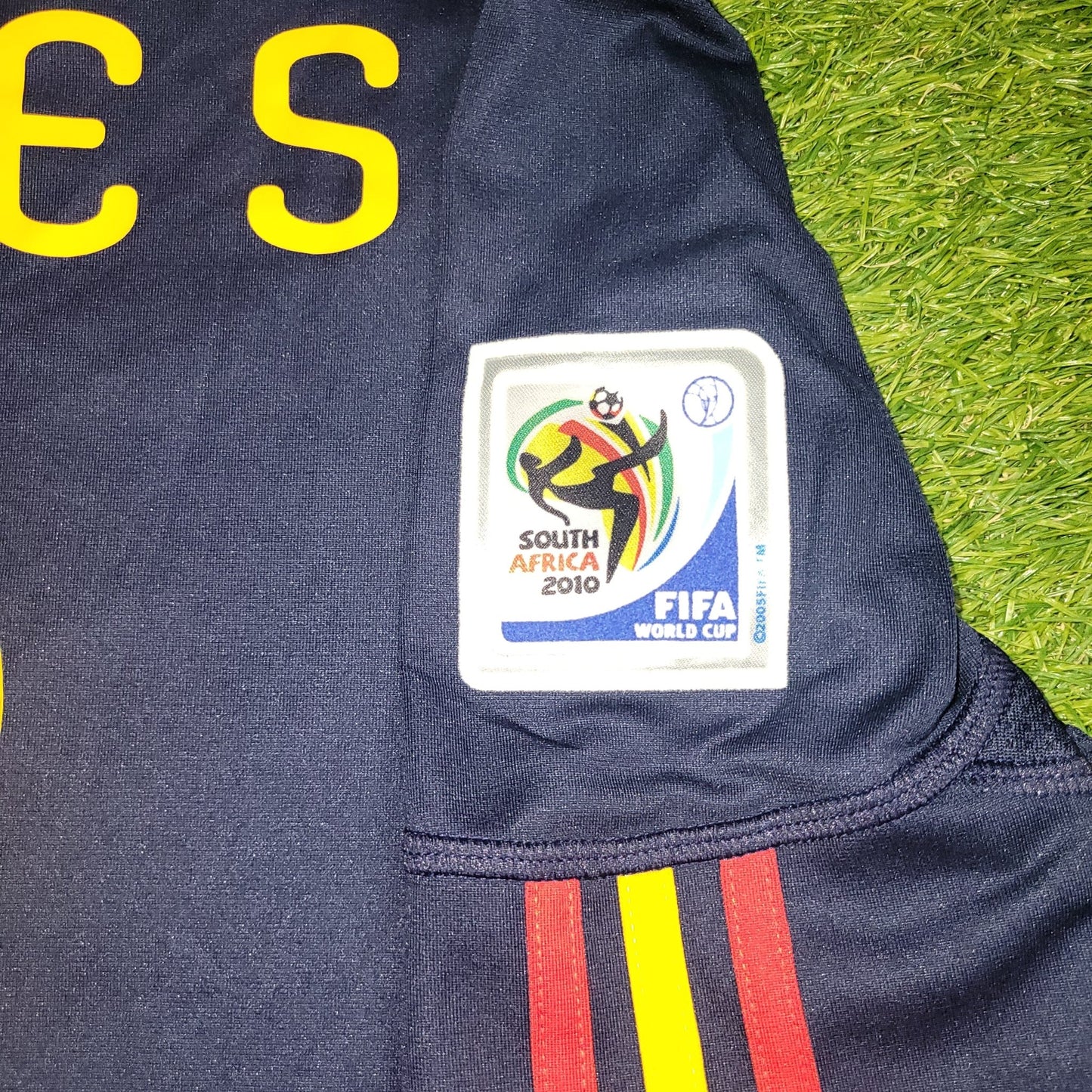 Torres Spain 2010 WORLD CUP Final Away Soccer Jersey Shirt M SKU P47896 Adidas