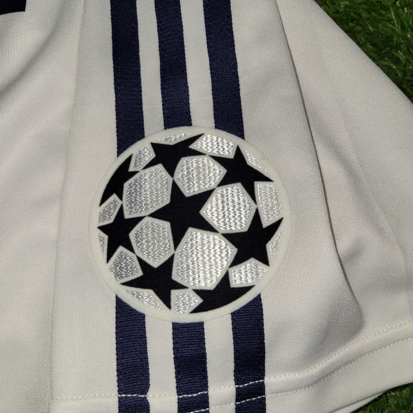 Zidane Real Madrid Centenary 2001 2002 UEFA Soccer Jersey Shirt M SKU 134748 Adidas