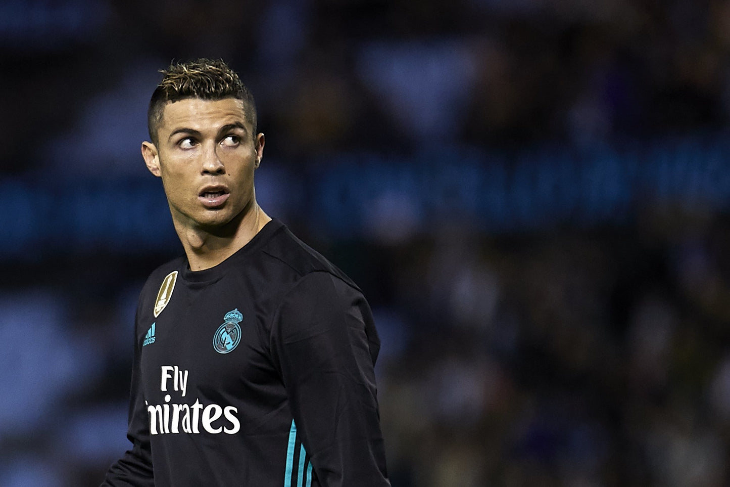 Cristiano Ronaldo Real Madrid 2017 2018 Black Long Sleeve Jersey Shirt Maglia L B31088 foreversoccerjerseys
