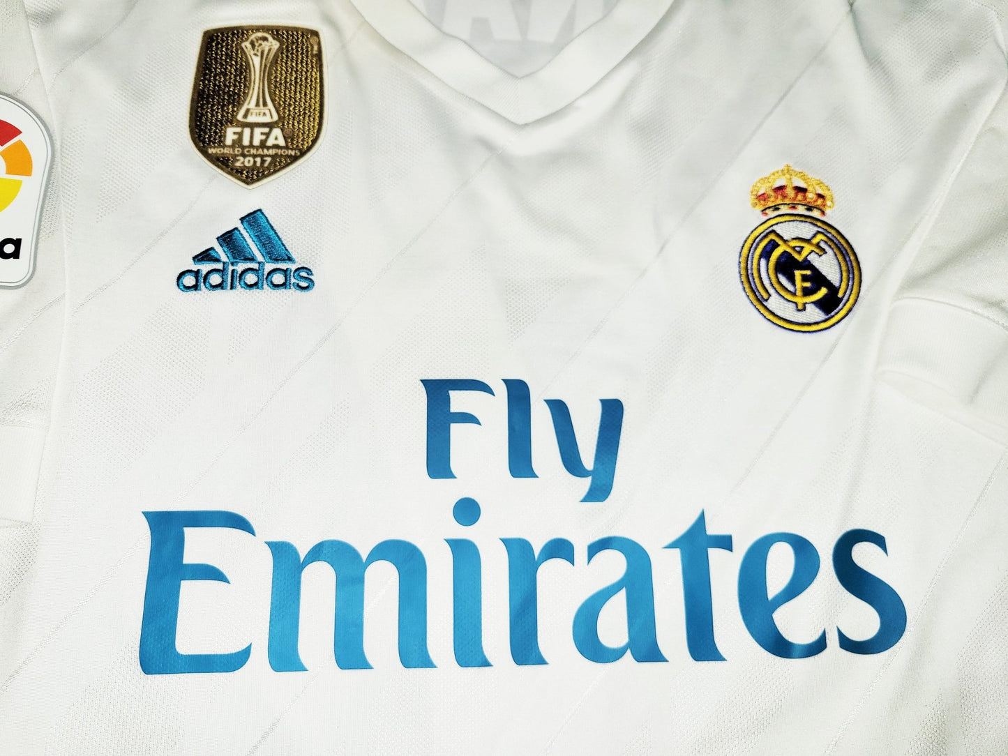 Cristiano Ronaldo Real Madrid 2017 2018 Soccer Jersey Shirt XL SKU# B31109 Adidas