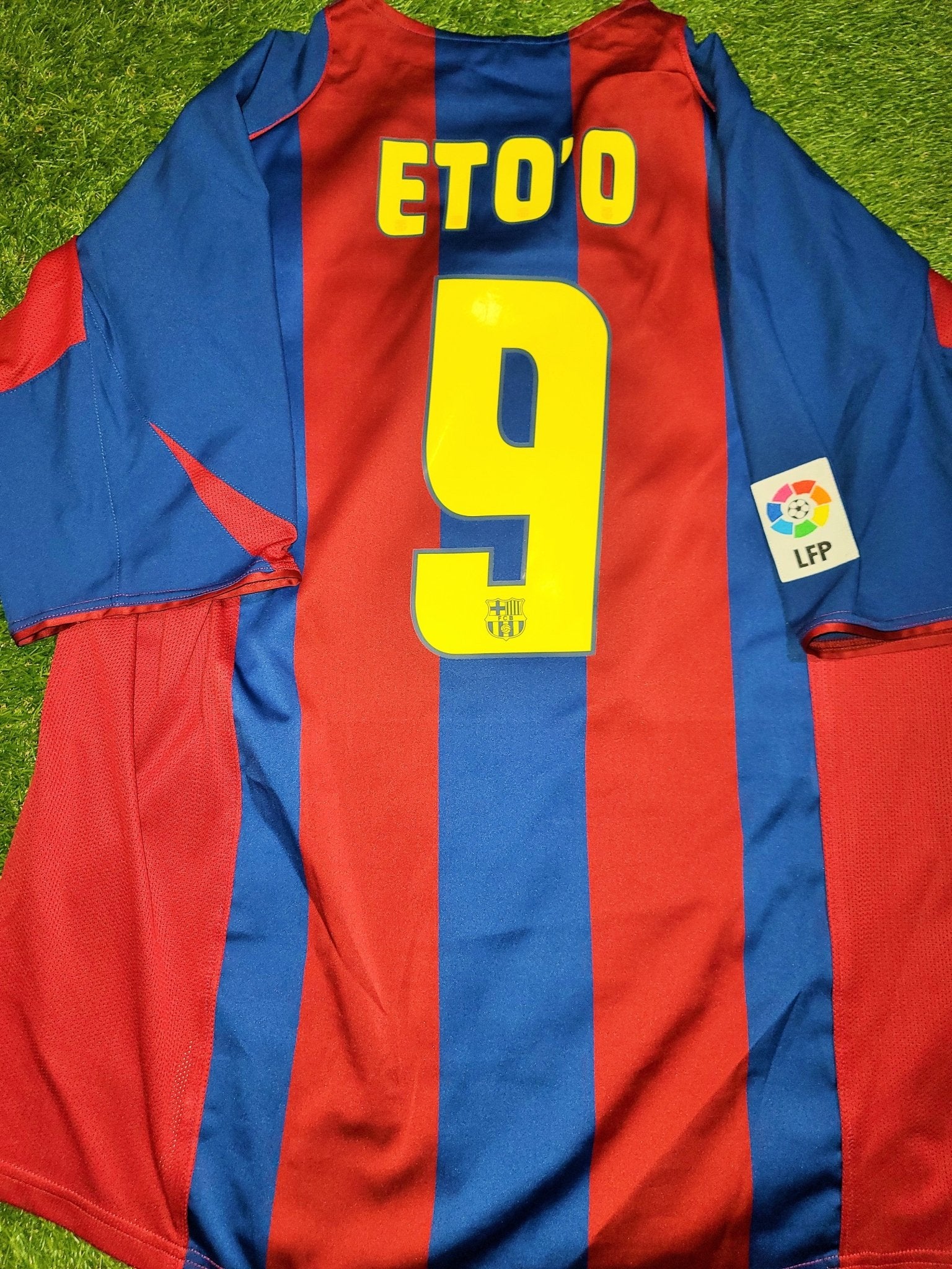 Eto'o Barcelona DEBUT SEASON 2004 2005 Jersey Shirt Camiseta Maglia XL SKU# 118861 foreversoccerjerseys