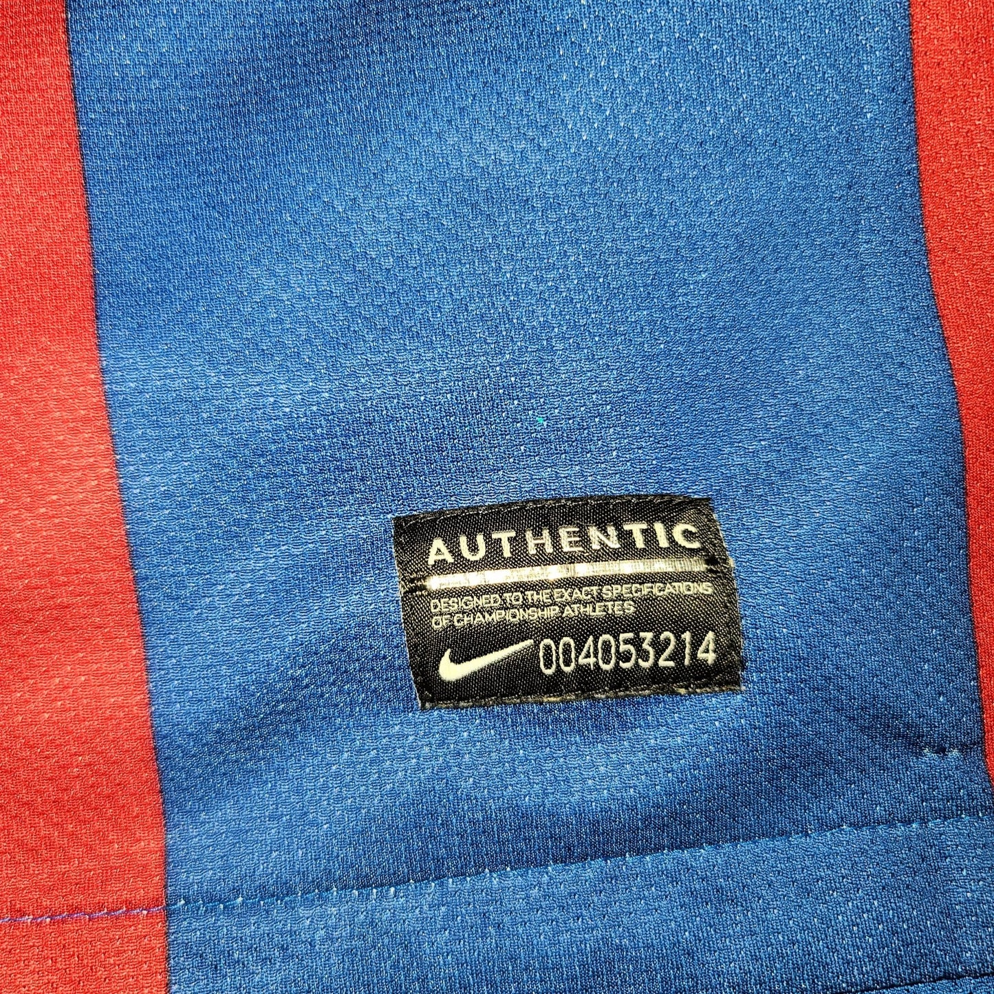 Iniesta Barcelona 2010 2011 Home Nike Jersey Shirt Camiseta XL SKU# 382354-486 foreversoccerjerseys