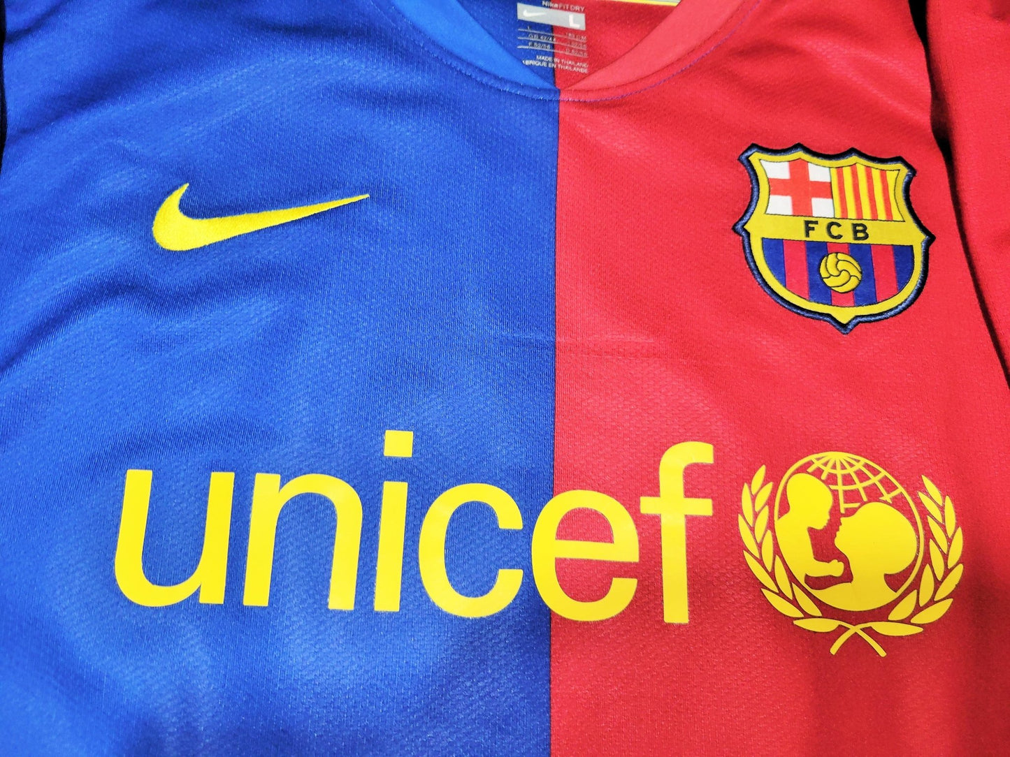 Iniesta Barcelona TREBLE SEASON 2008 2009 Home Soccer Jersey Shirt L SKU# 286784-655 Nike