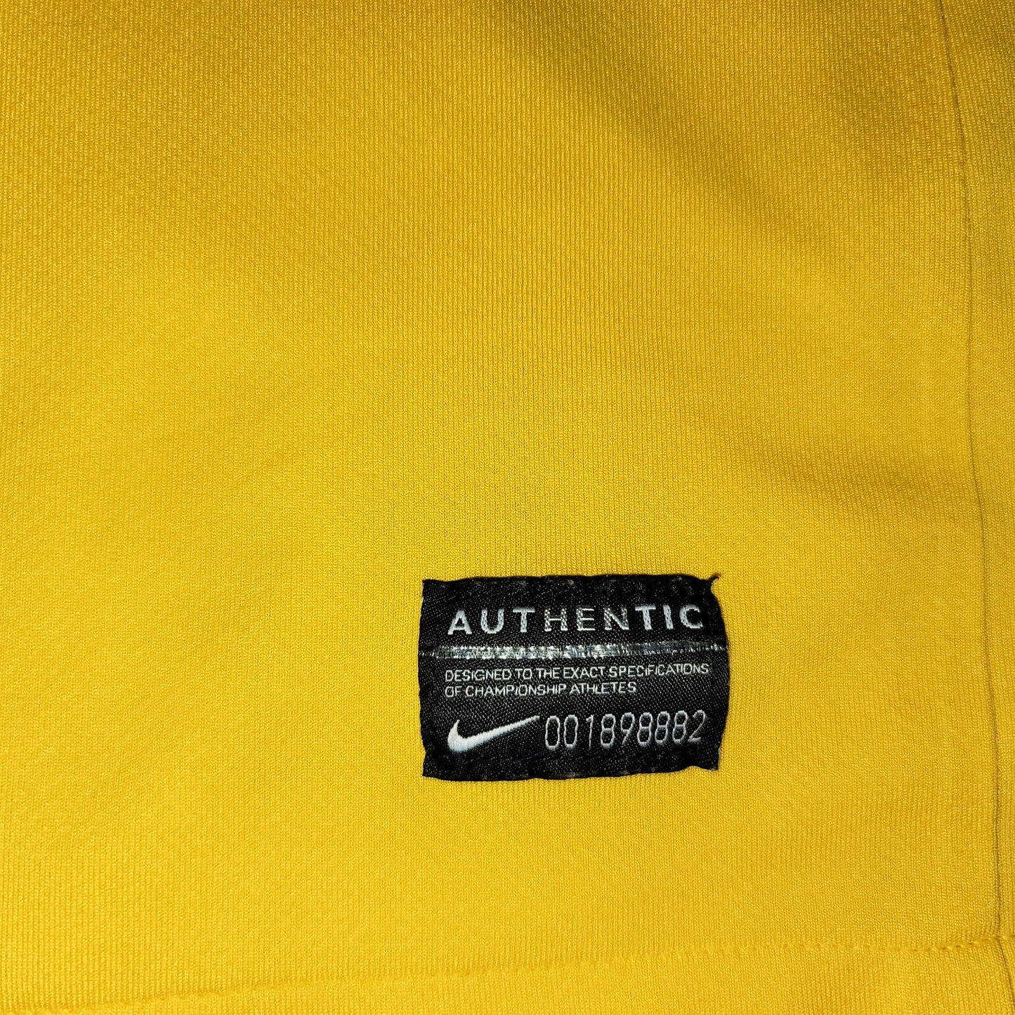Kaka Brazil WORLD CUP 2010 PLAYER ISSUE Jersey Shirt Camiseta M SKU# 369276-703 foreversoccerjerseys