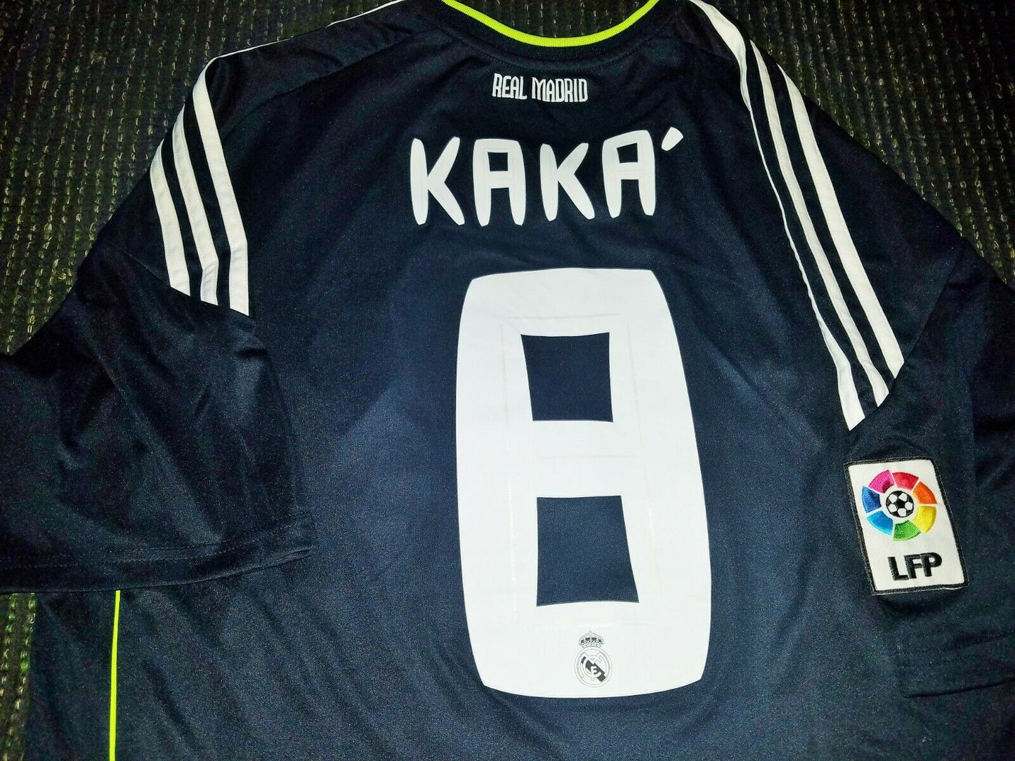 Kaka Real Madrid 2010 2011 Jersey Camiseta Shirt Maglia XL - foreversoccerjerseys