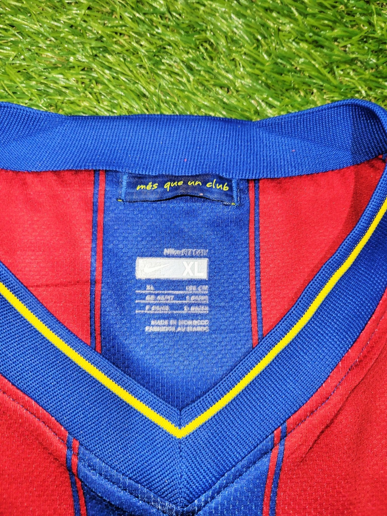 Messi Barcelona 2009 2010 Home Jersey Shirt Camiseta XL SKU# 343808-496 Nike