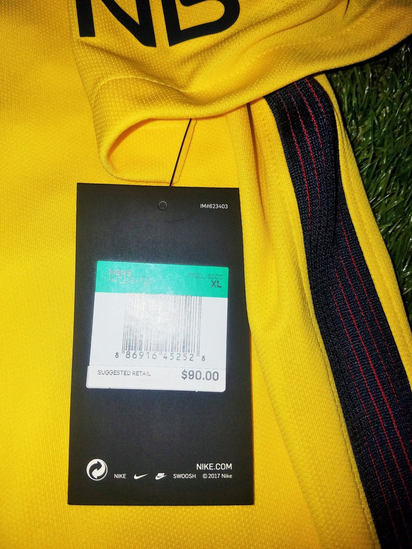Neymar PSG Paris Saint Germain DEBUT SEASON 2017 2018 Yellow Away Jersey Shirt Maillot BNWT XL SKU# 847268-720 foreversoccerjerseys