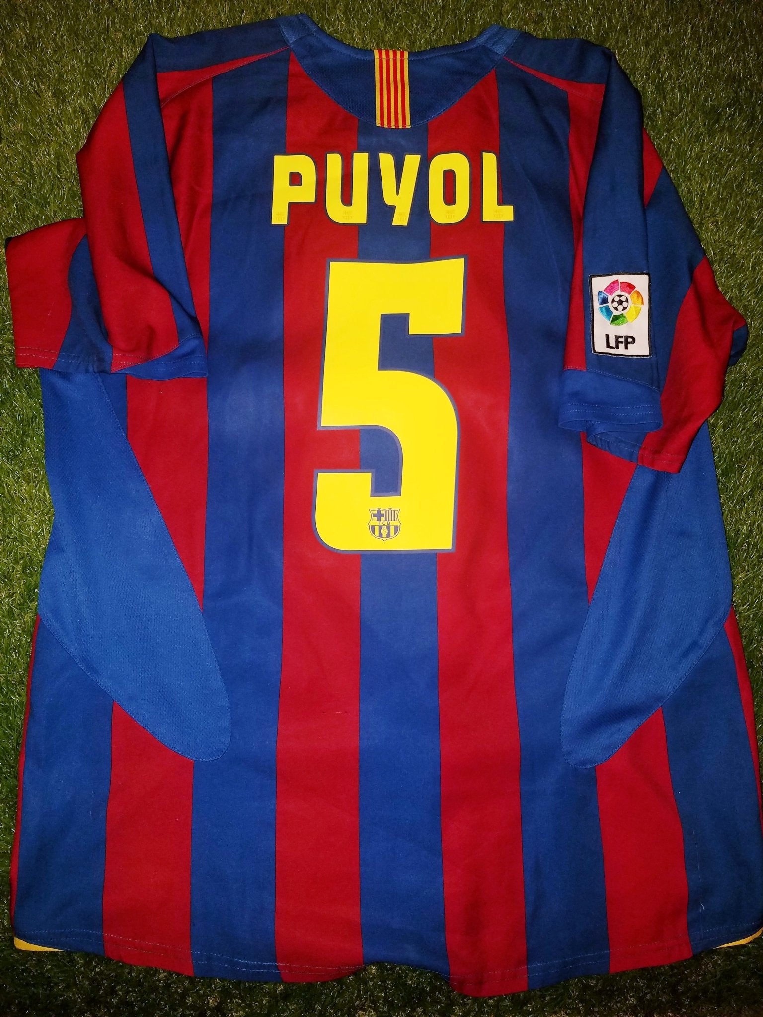 A 15 años del debut de Puyol en el Barcelona A 15 años del debut de Puyol en el Barcelona