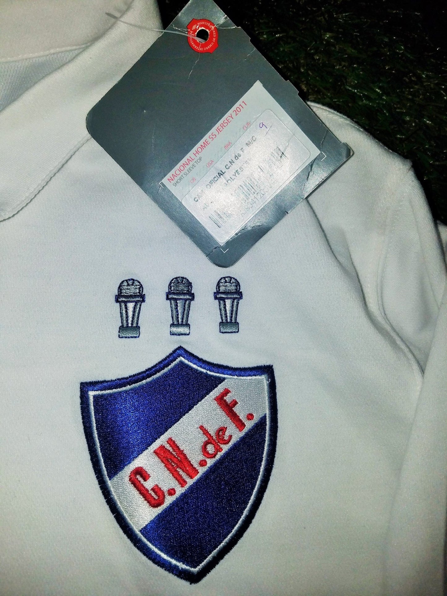 Suarez Club Nacional de Football Umbro Jersey Shirt Camiseta BNWT L foreversoccerjerseys