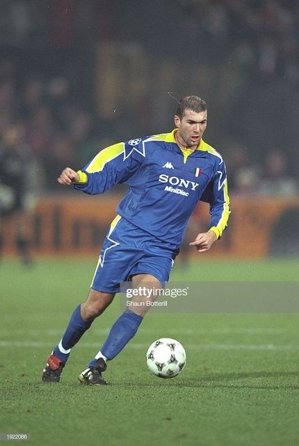 Zidane Juventus 1997 1998 UEFA Kappa Away Blue Jersey Shirt Maglia Maillot L foreversoccerjerseys