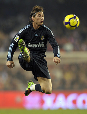 Ramos Real Madrid 2009 2010 Away Soccer Jersey Shirt L SKU# E84339