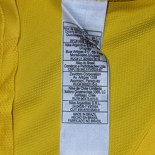 Kaka Brazil WORLD CUP 2010 Soccer Jersey Shirt L SKU# 371433-703