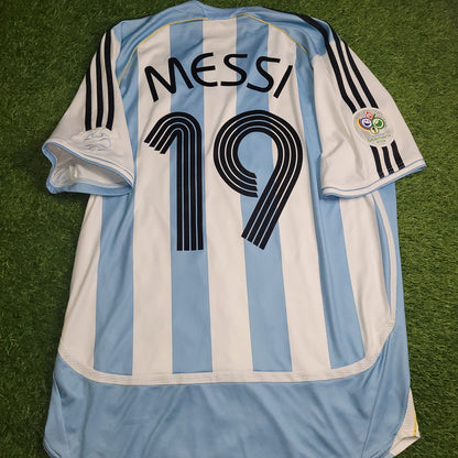 Messi Argentina 2006 WORLD CUP Home Soccer Jersey Shirt L SKU# 739802 AZB001