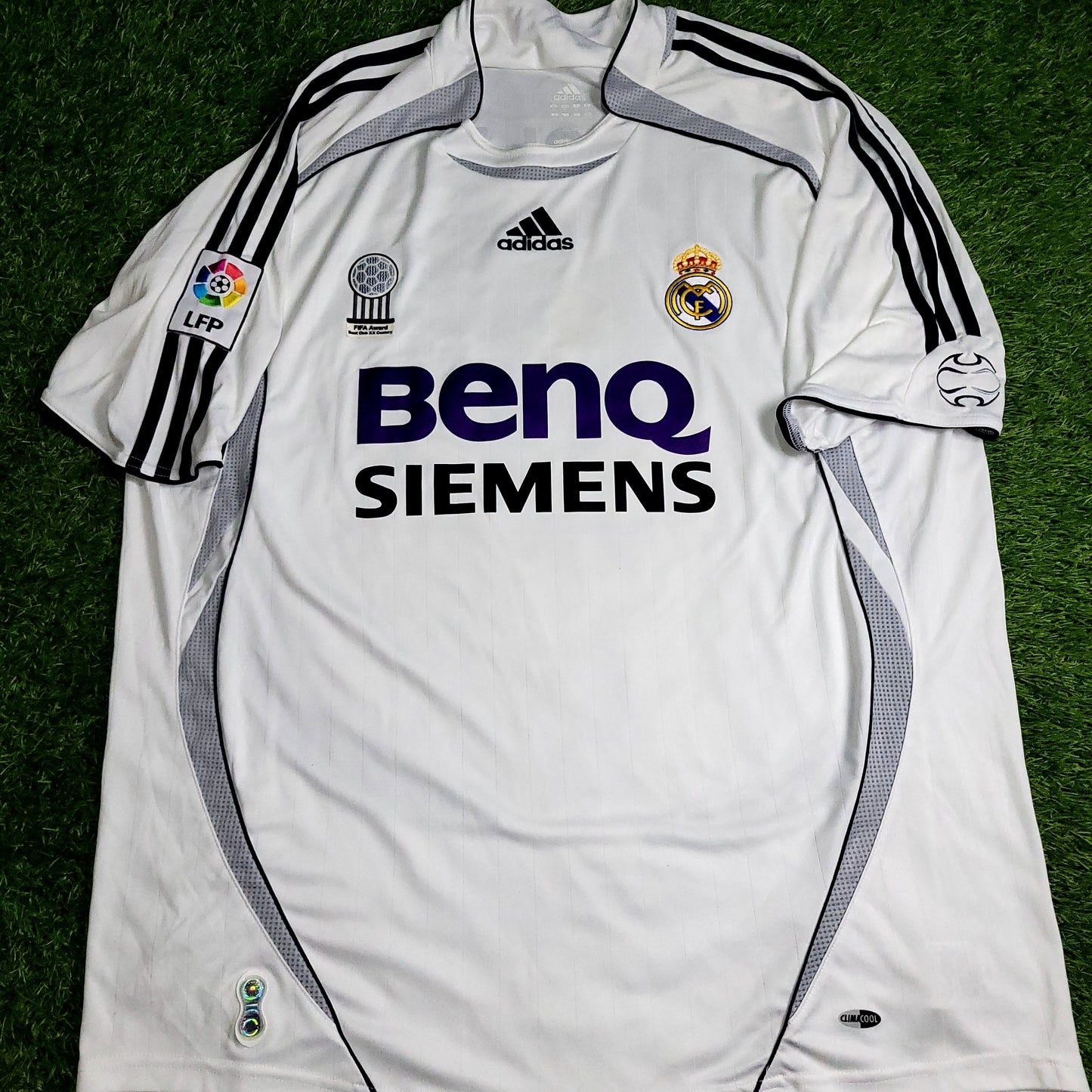 Ronaldo Real Madrid 2006 2007 Home Soccer Jersey Shirt XL SKU# 060879