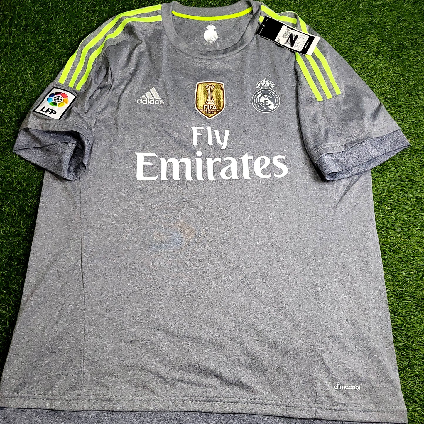 Cristiano Ronaldo Real Madrid 2015 2016 Away Soccer Jersey Shirt BNWT XL SKU# AA2219