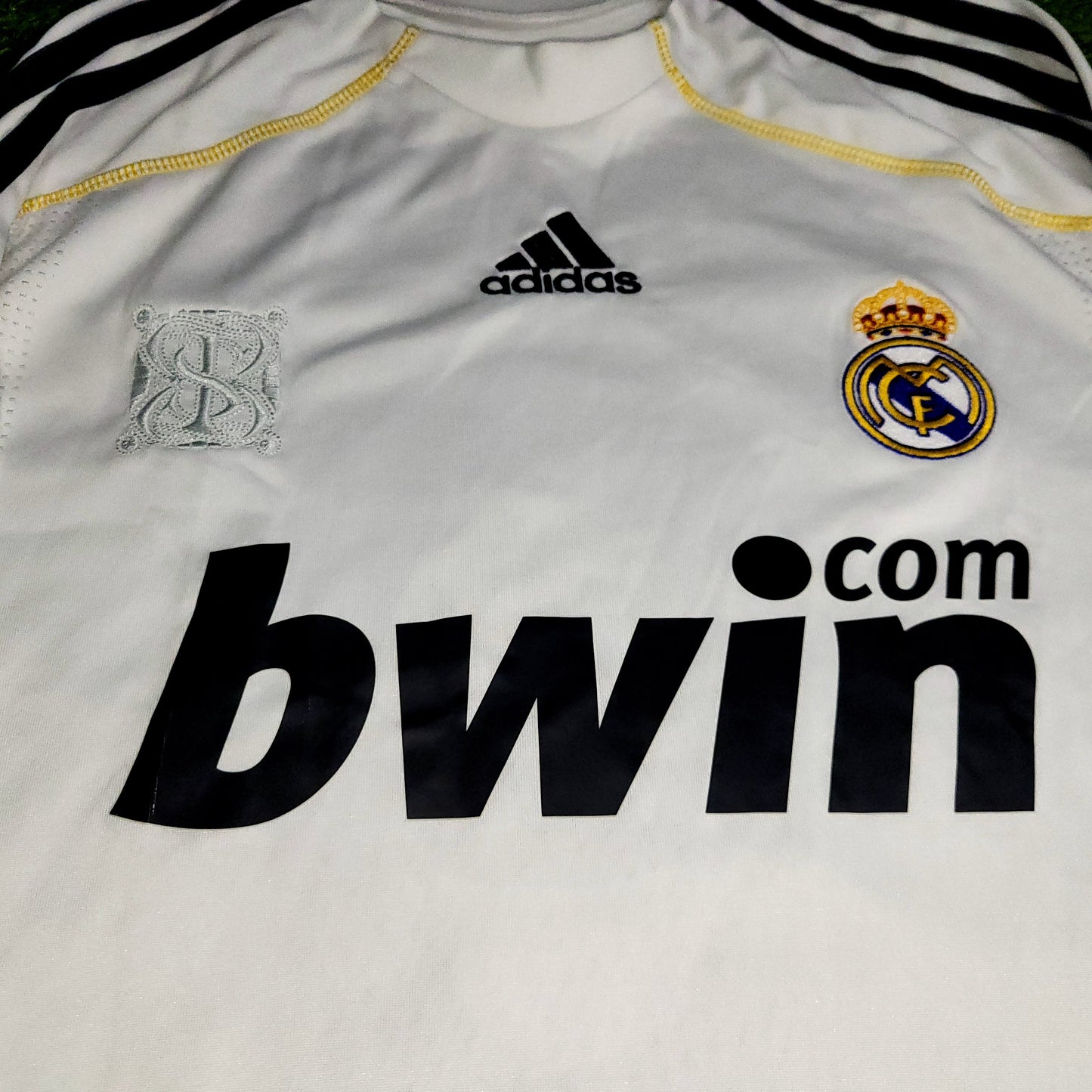 Cristiano Ronaldo Real Madrid 2009 2010 DEBUT Home Soccer Jersey Shirt BNWT L SKU# E84352