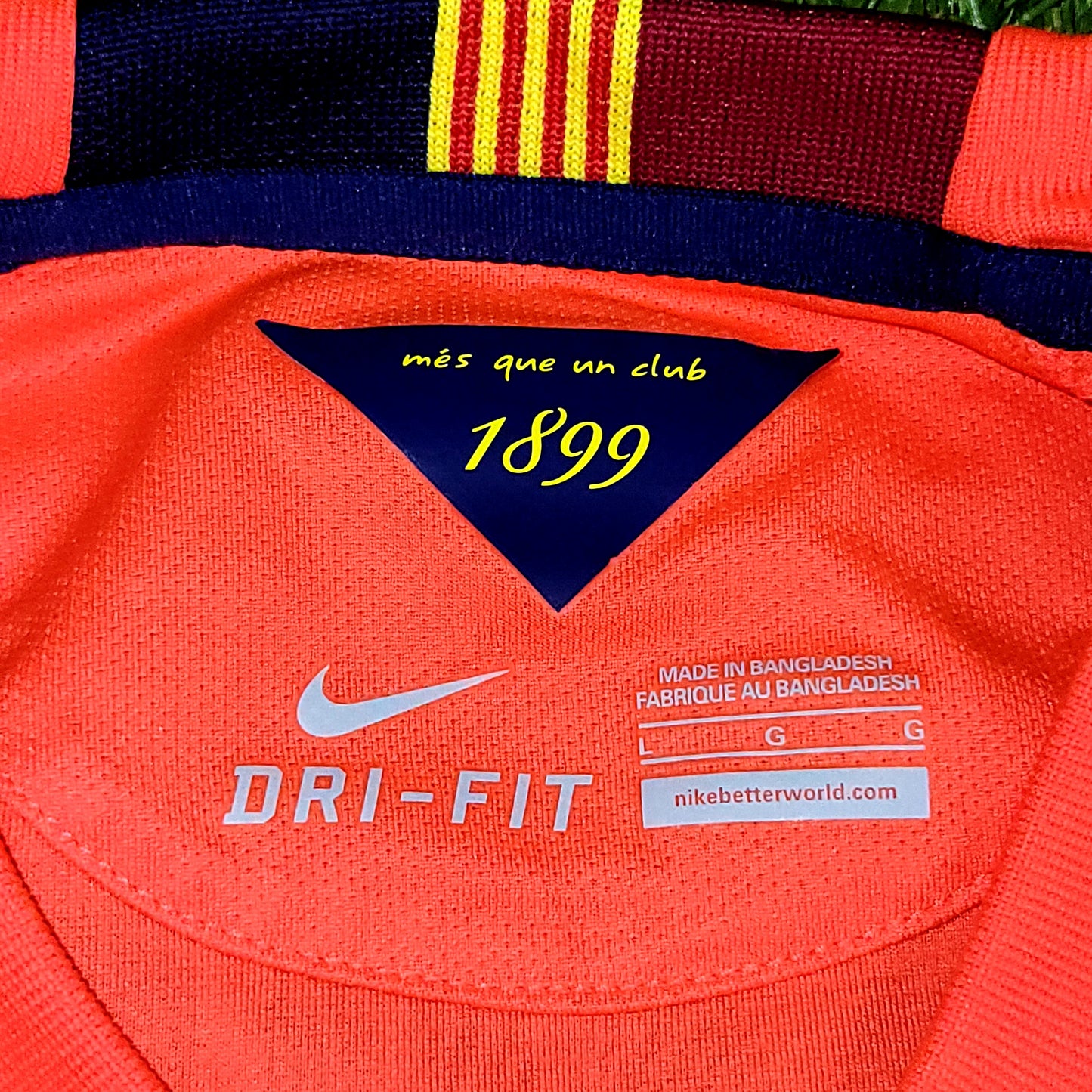 Neymar Barcelona 2014 2015 TREBLE SEASON Away Soccer Jersey Shirt L SKU# 610595-672