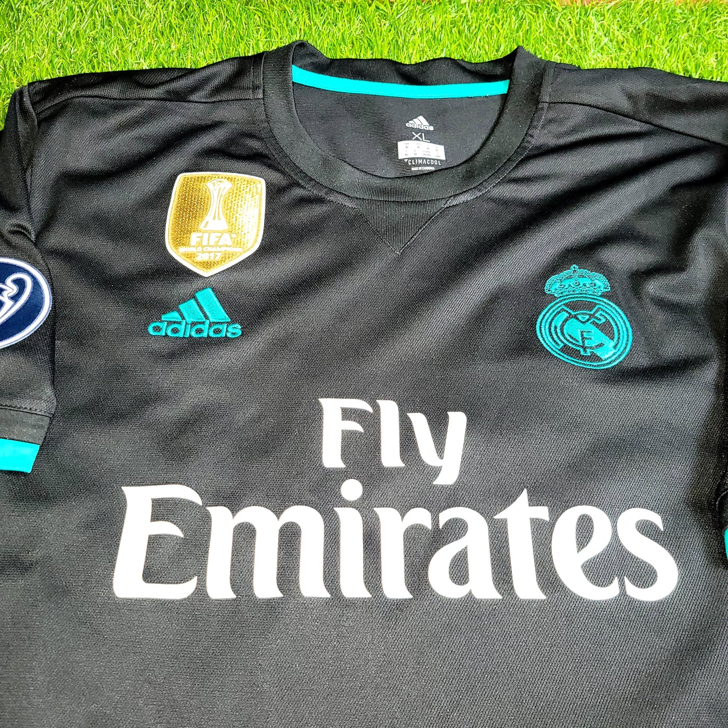 Cristiano Ronaldo Real Madrid 2017 2018 UEFA Away Soccer Jersey Shirt XL SKU# BR3543
