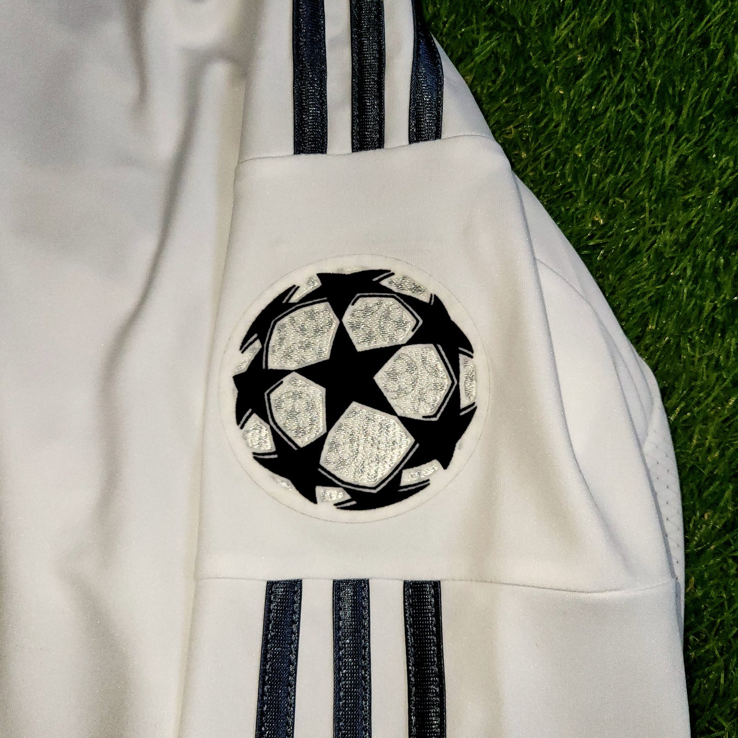 Cristiano Ronaldo Real Madrid UEFA FINAL 2013 2014 Long Sleeve Soccer Jersey Shirt BNWT L SKU# G81098