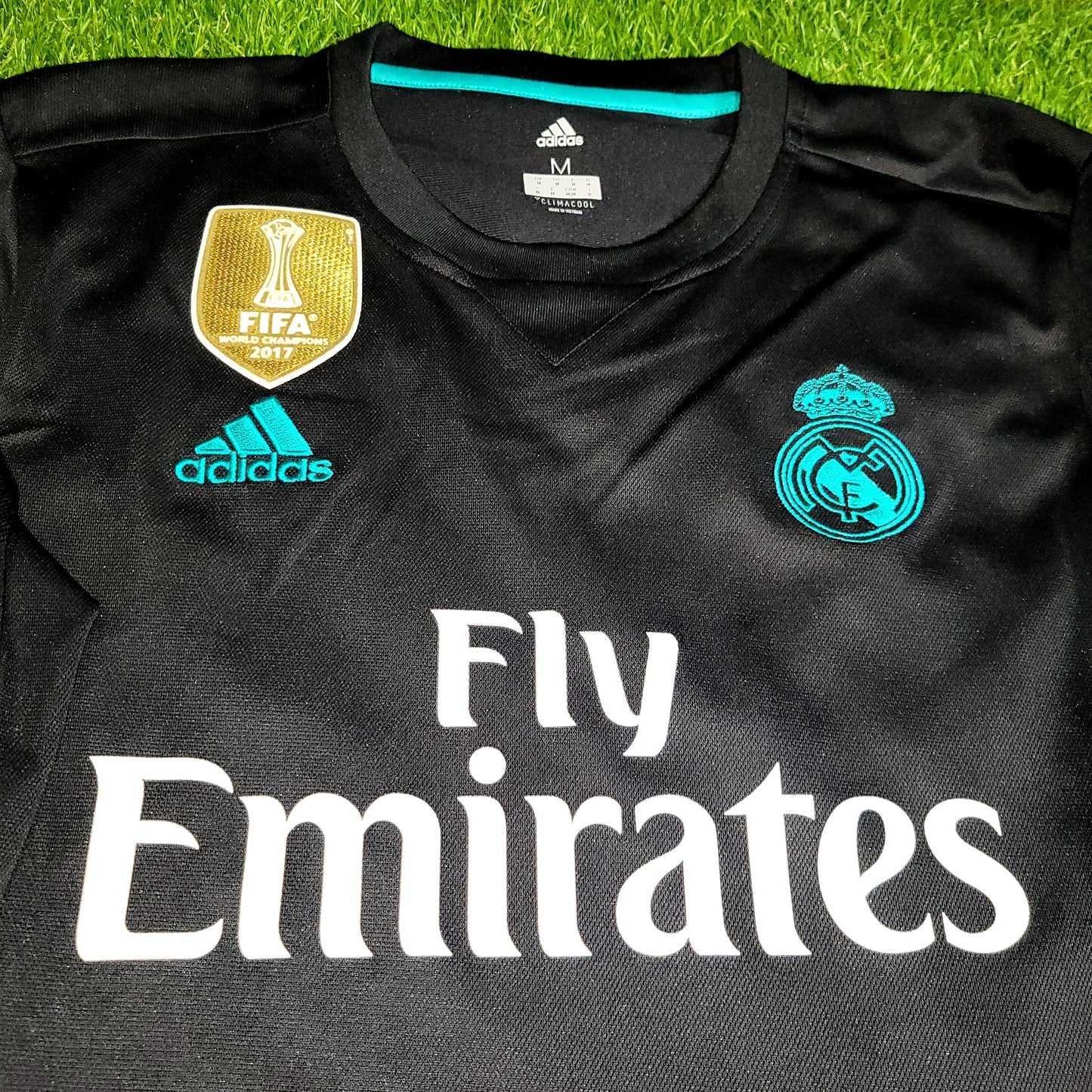 Cristiano Ronaldo Real Madrid 2017 2018 UEFA Long Sleeve Away Soccer Jersey Shirt M SKU# B31088