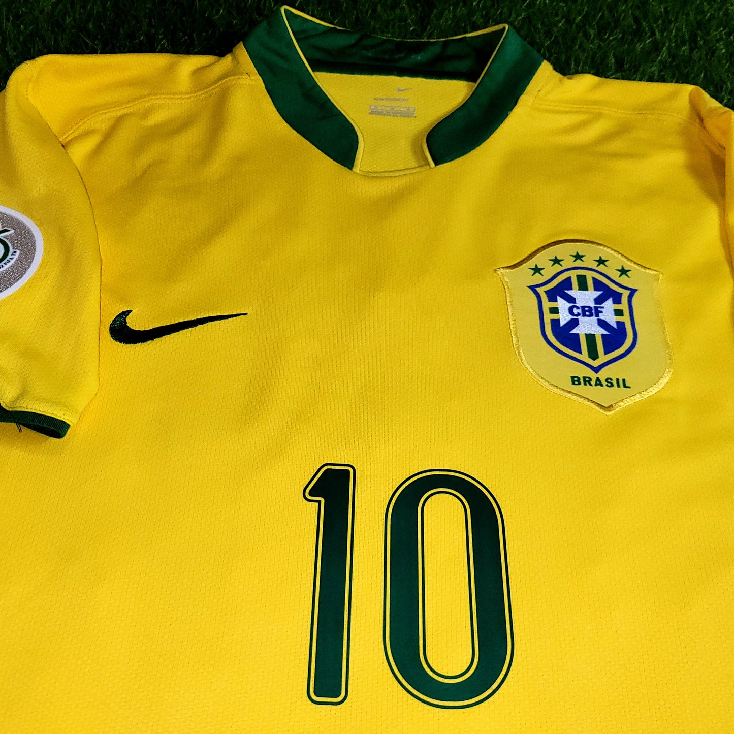 Ronaldinho Brazil 2006 World Cup Home Soccer Jersey Shirt M SKU# 103889