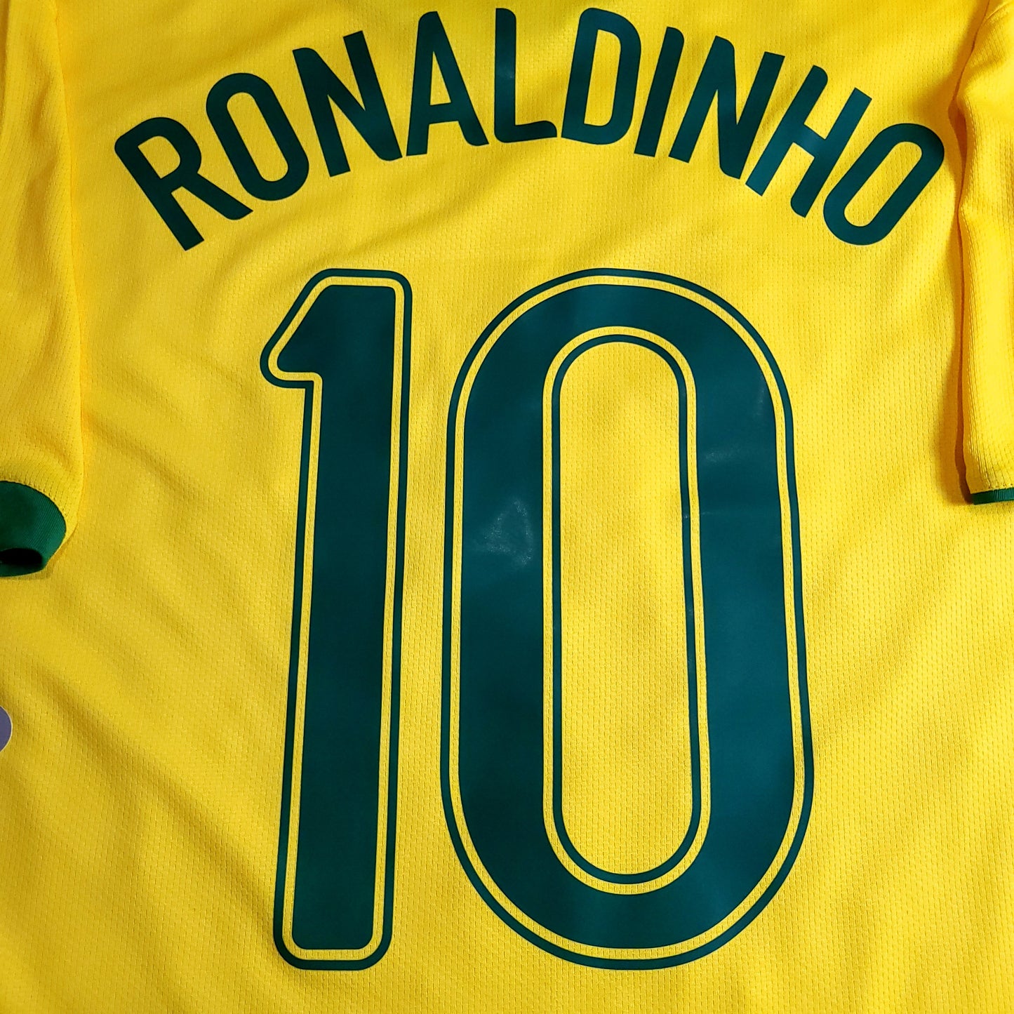 Ronaldinho Brazil 2006 World Cup Home Soccer Jersey Shirt BNWT L SKU# 103889