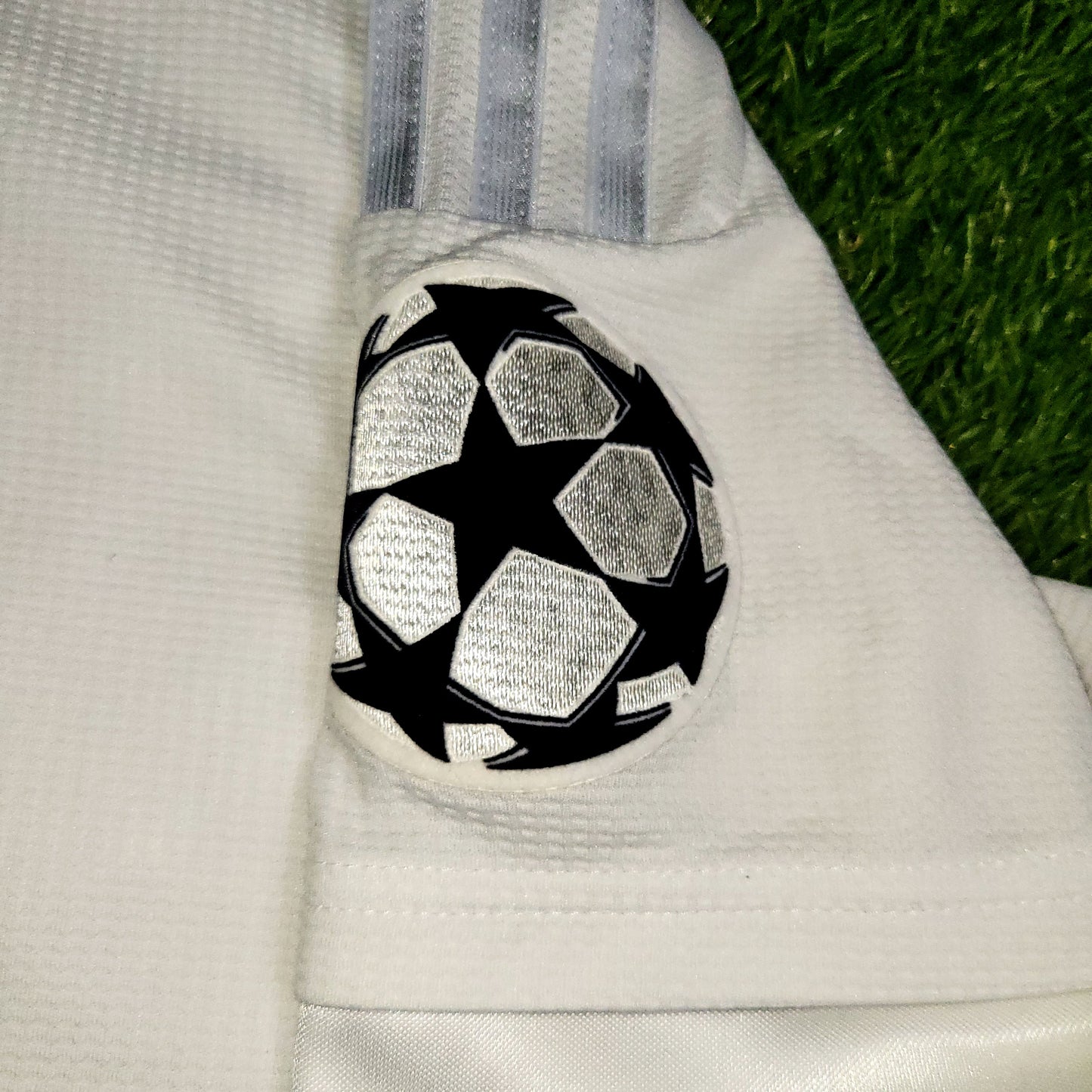 Cristiano Ronaldo Real Madrid 2015 2016 UEFA FINAL Home Soccer Jersey Shirt L SKU# S12614