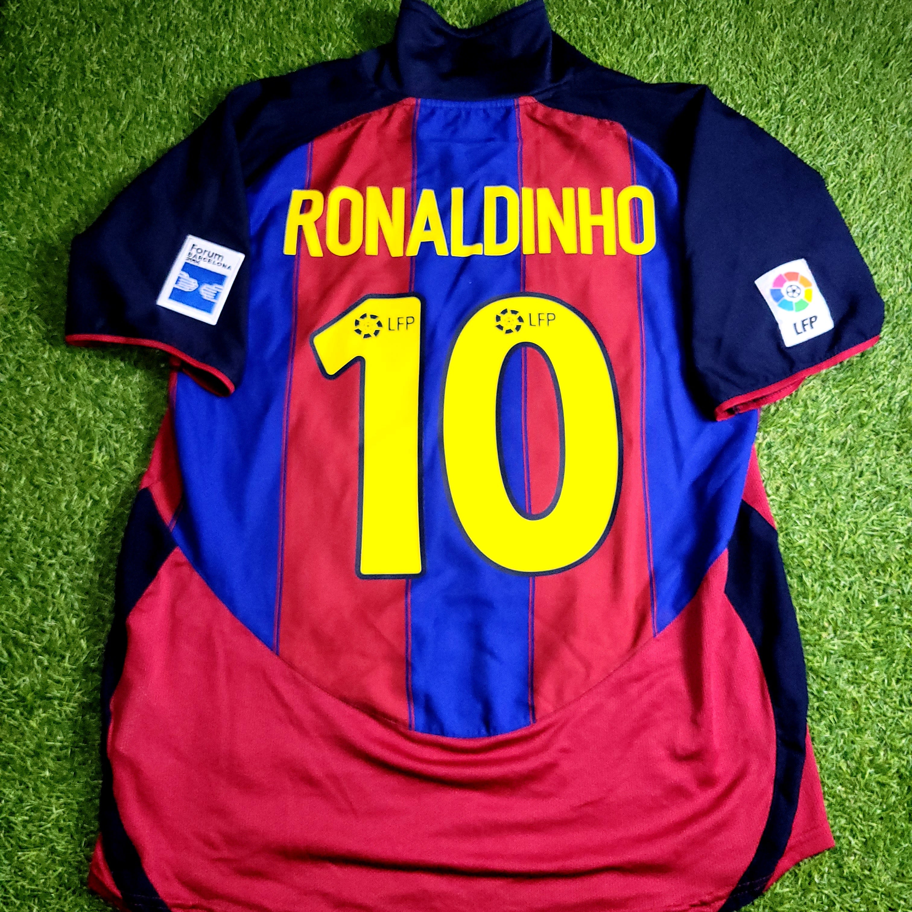 Ronaldinho Barcelona 2003 2004 DEBUT SEASON Soccer Jersey Shirt L