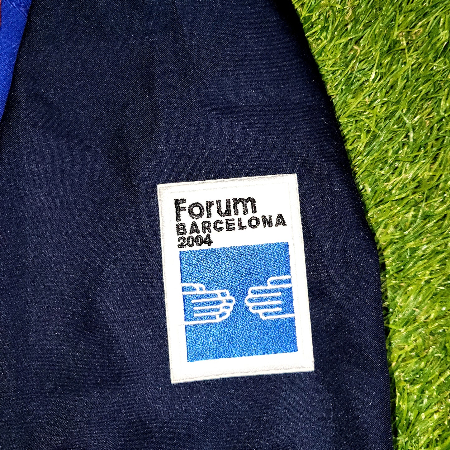 Ronaldinho Barcelona 2003 2004 DEBUT SEASON Soccer Jersey Shirt L SKU# 112586