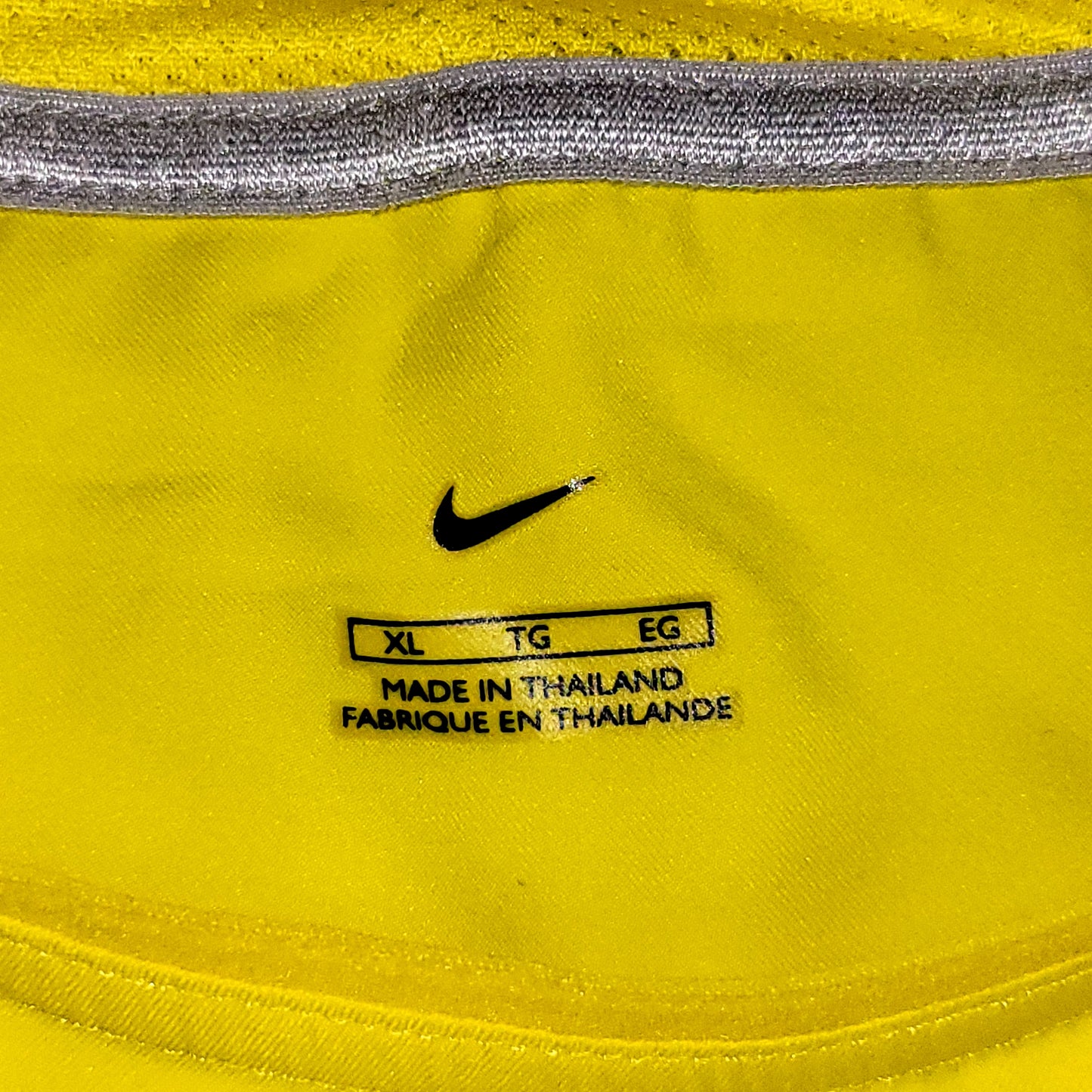 Ronaldo Brazil 2002 WORLD CUP Soccer Home Jersey Shirt XL SKU# 182265