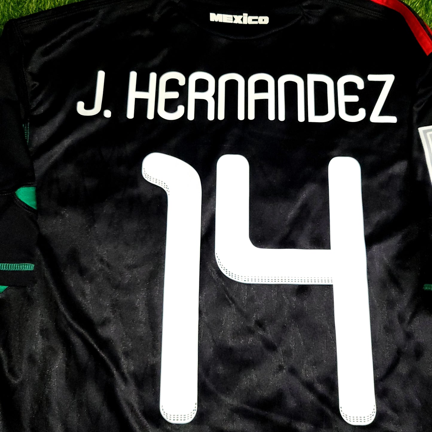 Chicharito Mexico 2010 WORLD CUP Away Black Soccer Jersey Shirt L SKU# P41397